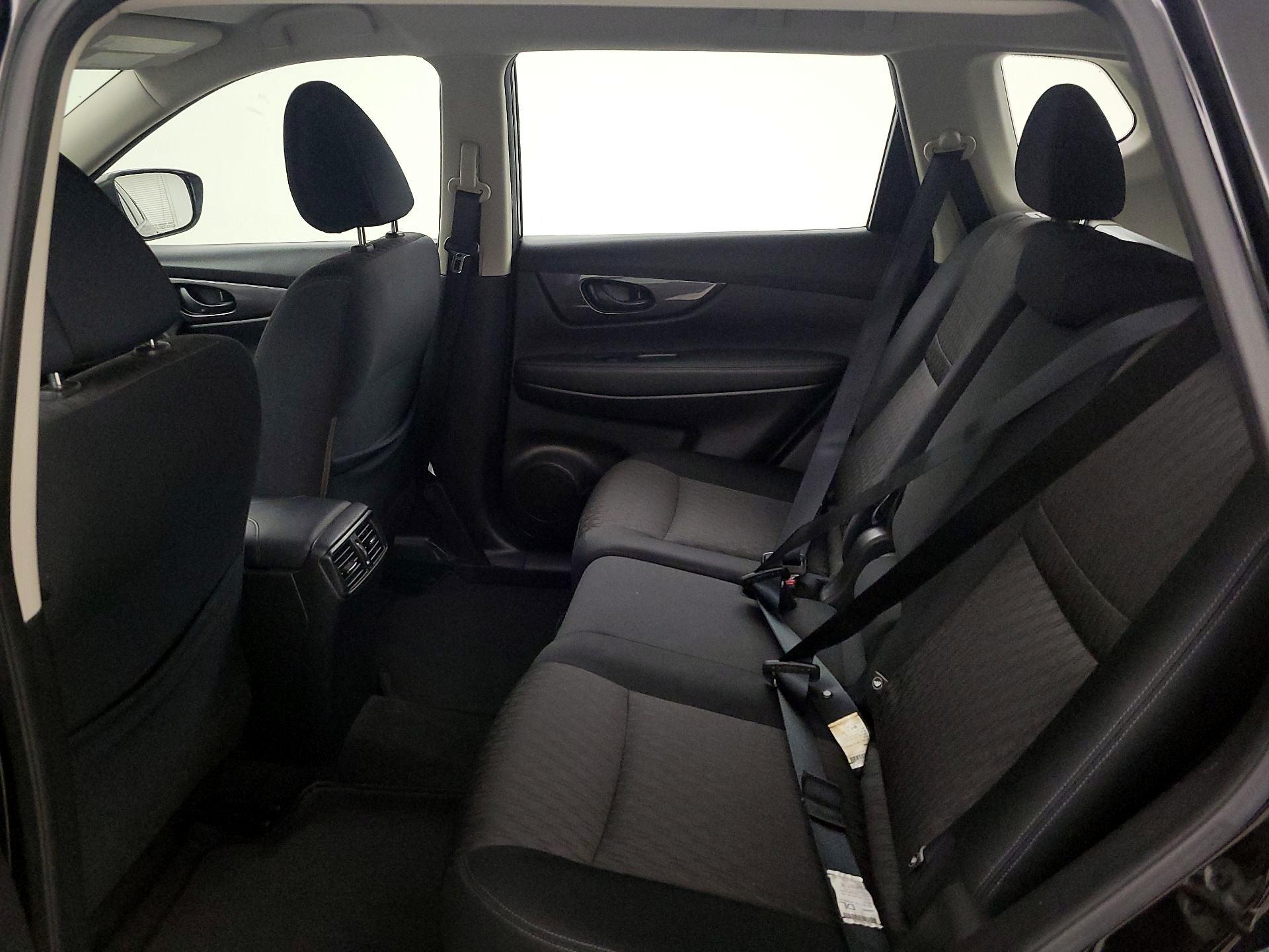 Thumbnail: 2020 Nissan Rogue - 19