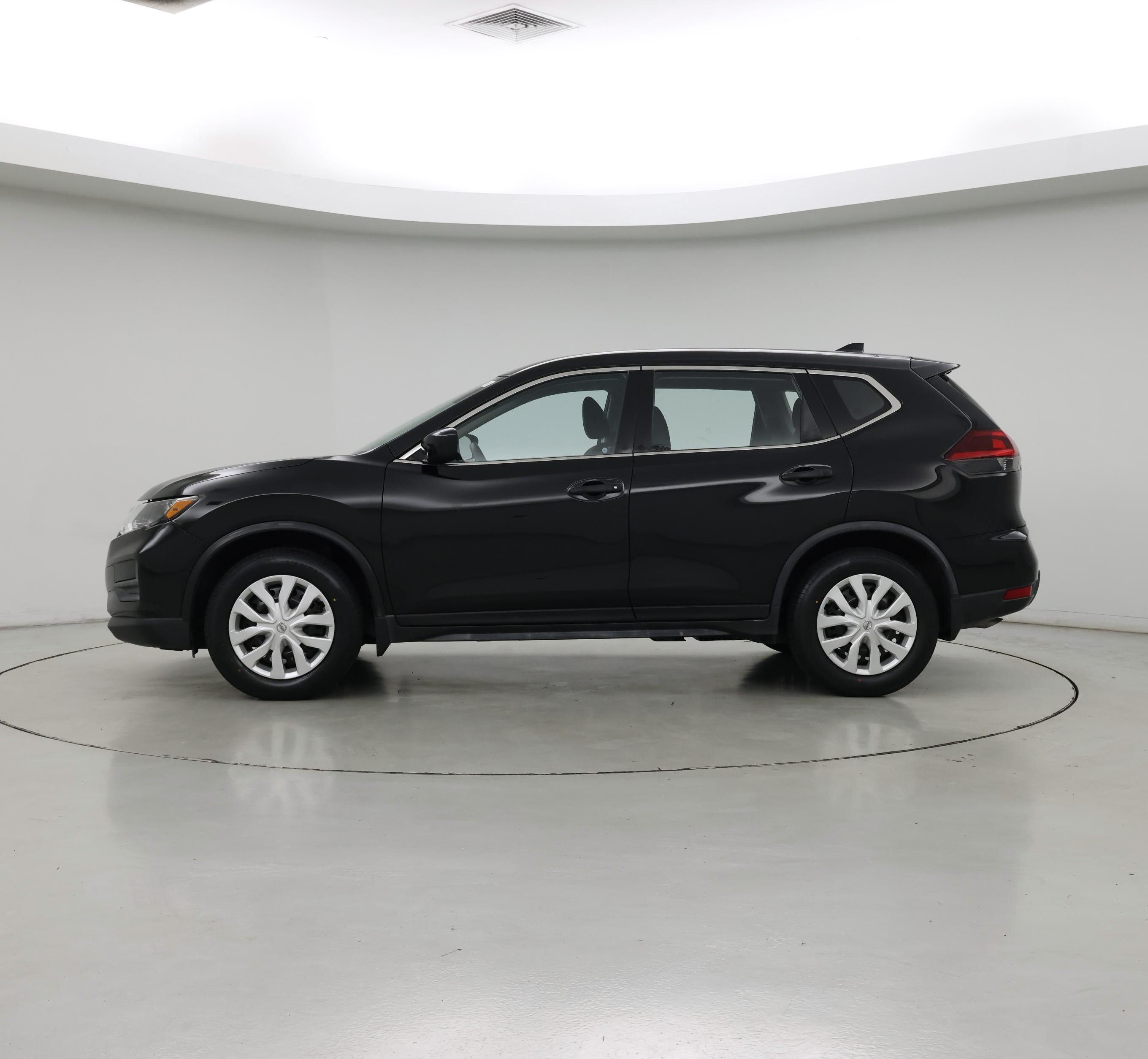 Thumbnail: 2020 Nissan Rogue - 3
