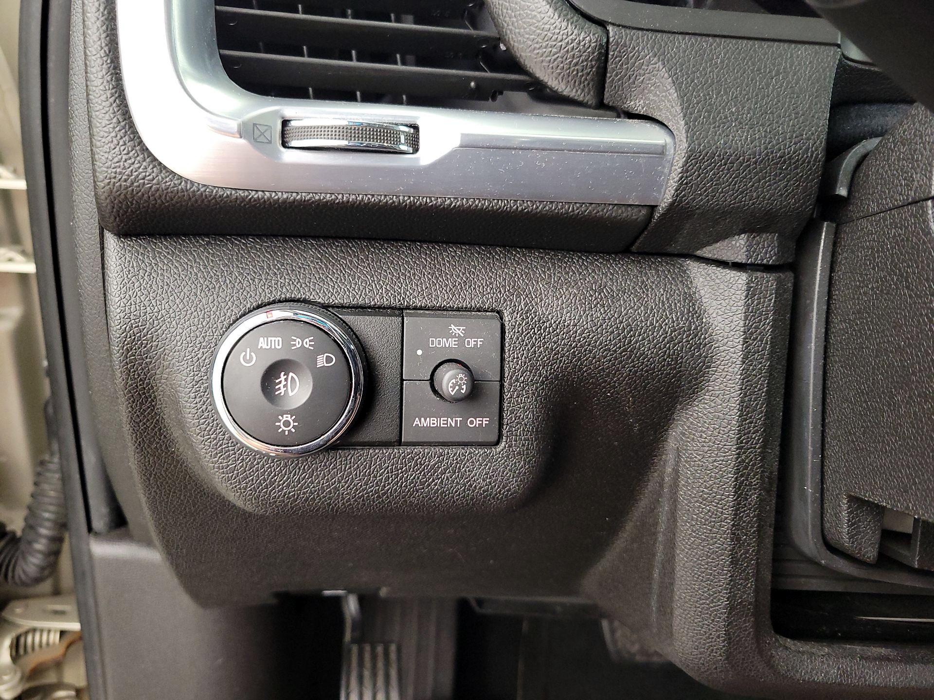 Thumbnail: 2015 GMC Acadia - 13