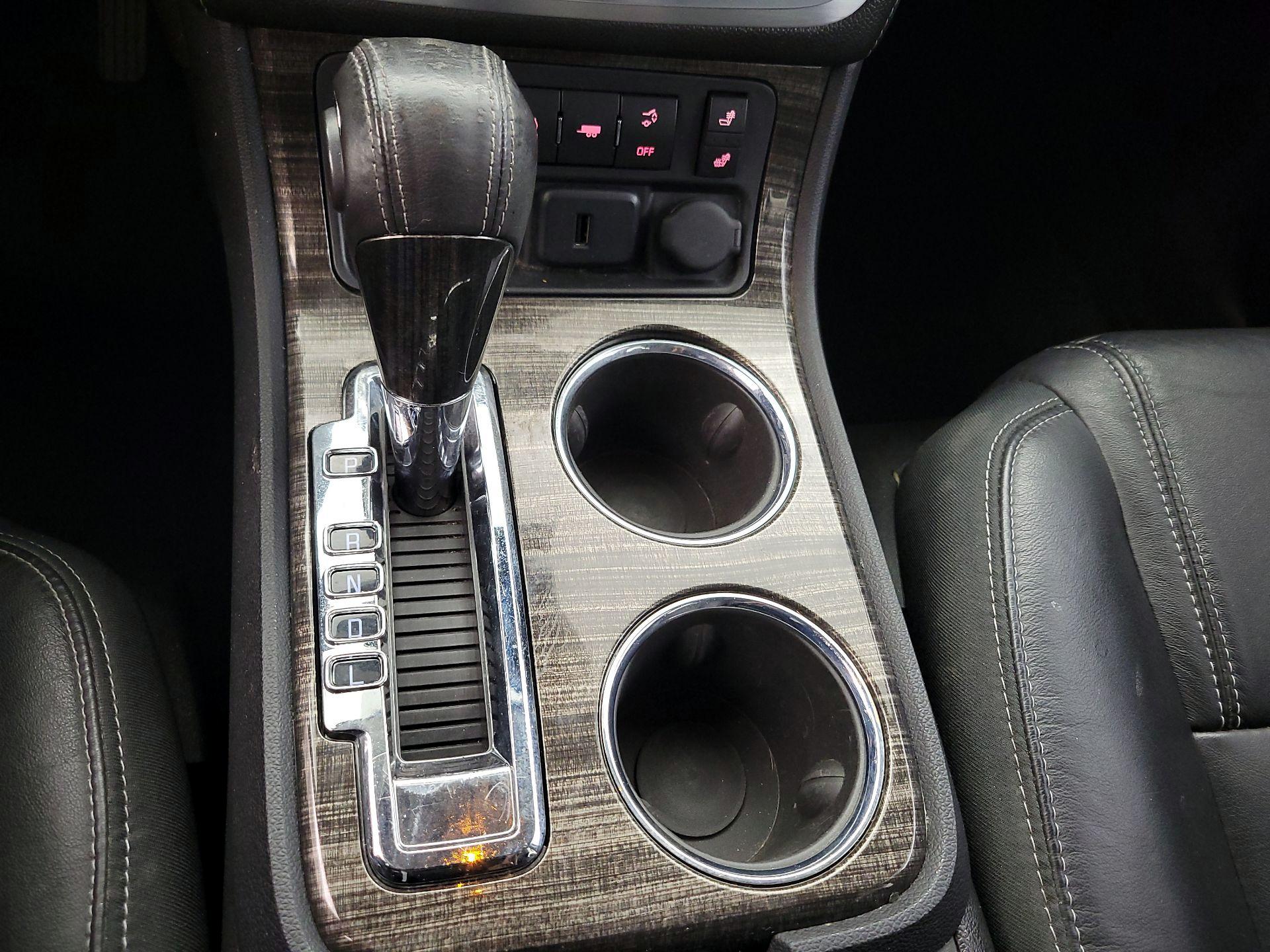 Thumbnail: 2015 GMC Acadia - 17