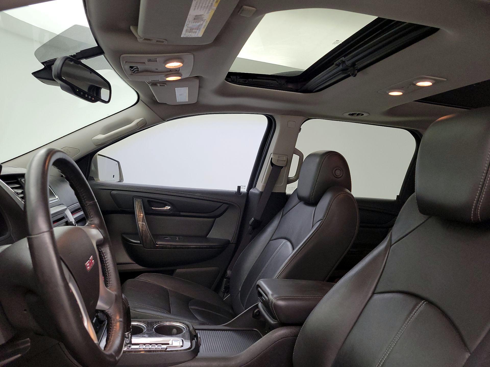 Thumbnail: 2015 GMC Acadia - 19