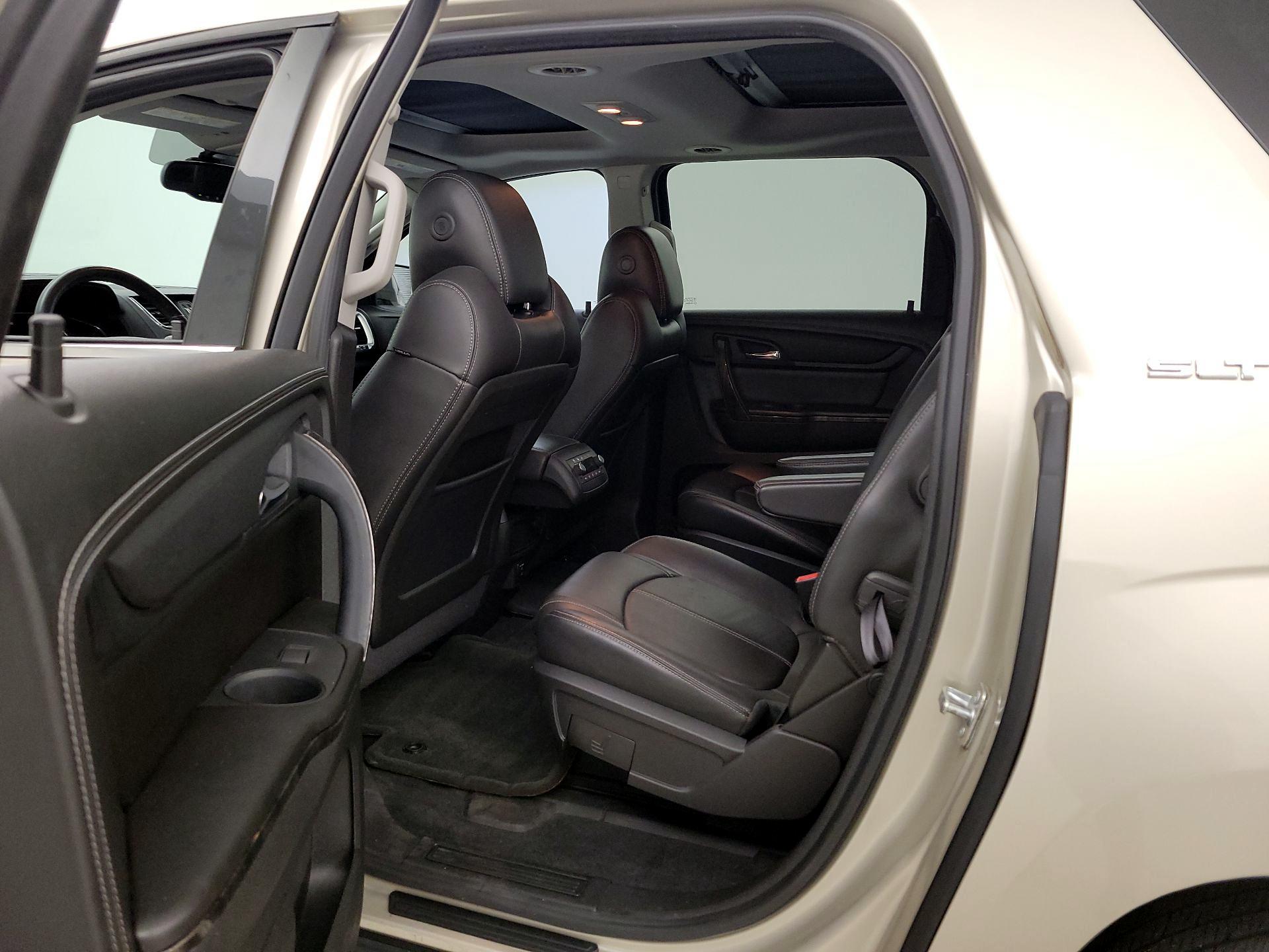 Thumbnail: 2015 GMC Acadia - 20