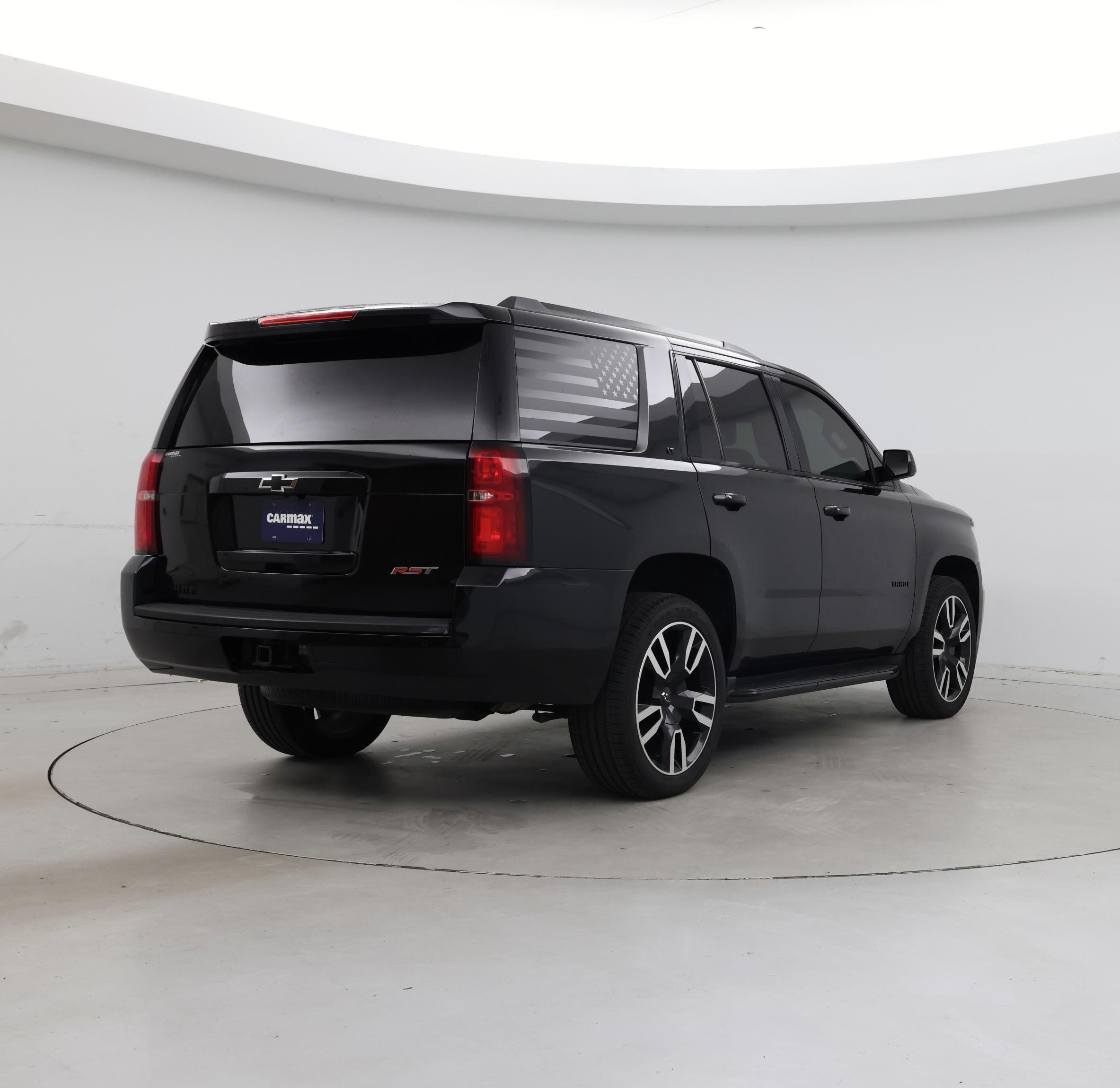 Thumbnail: 2019 Chevrolet Tahoe - 8