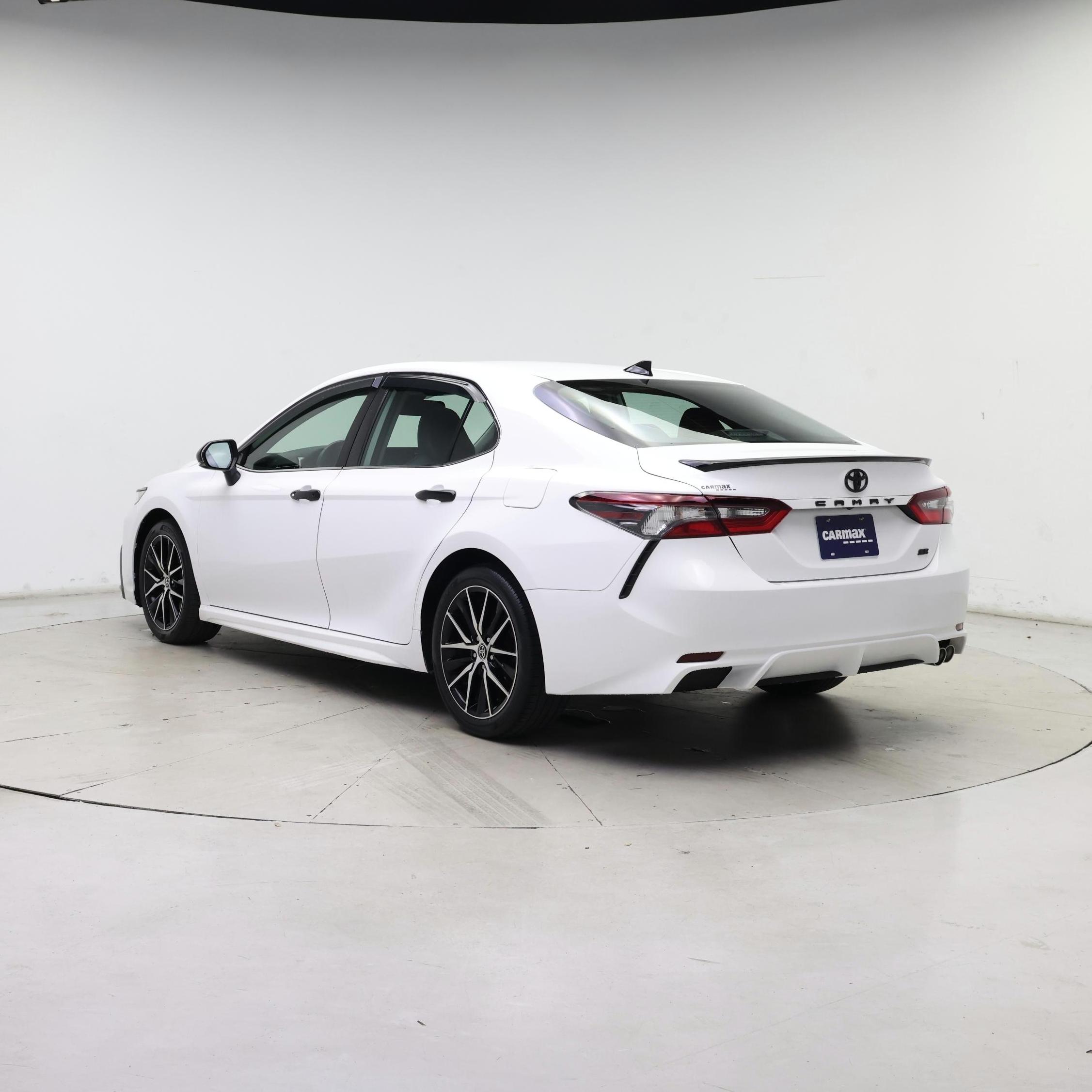 Thumbnail: 2022 Toyota Camry - 2