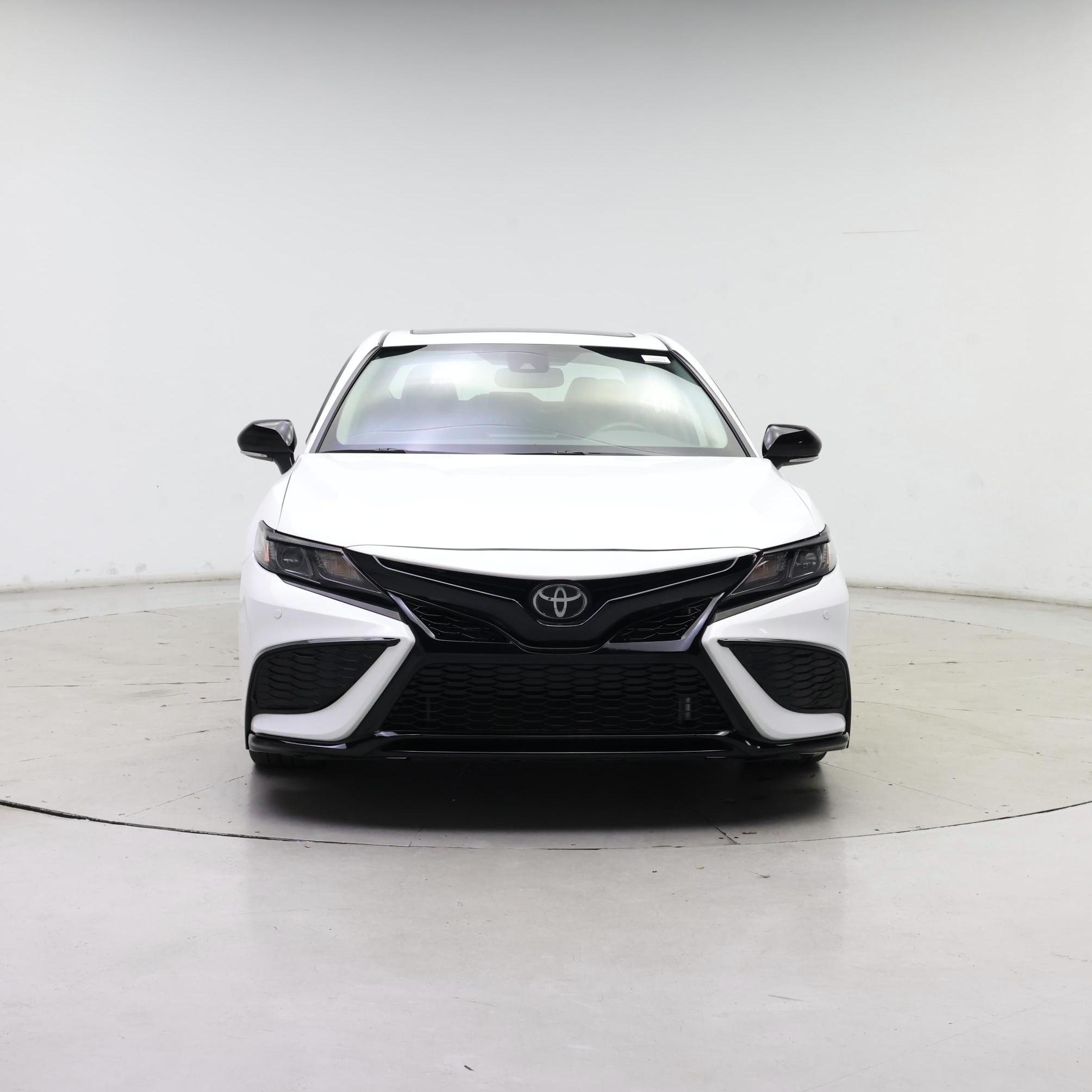 Thumbnail: 2022 Toyota Camry - 5