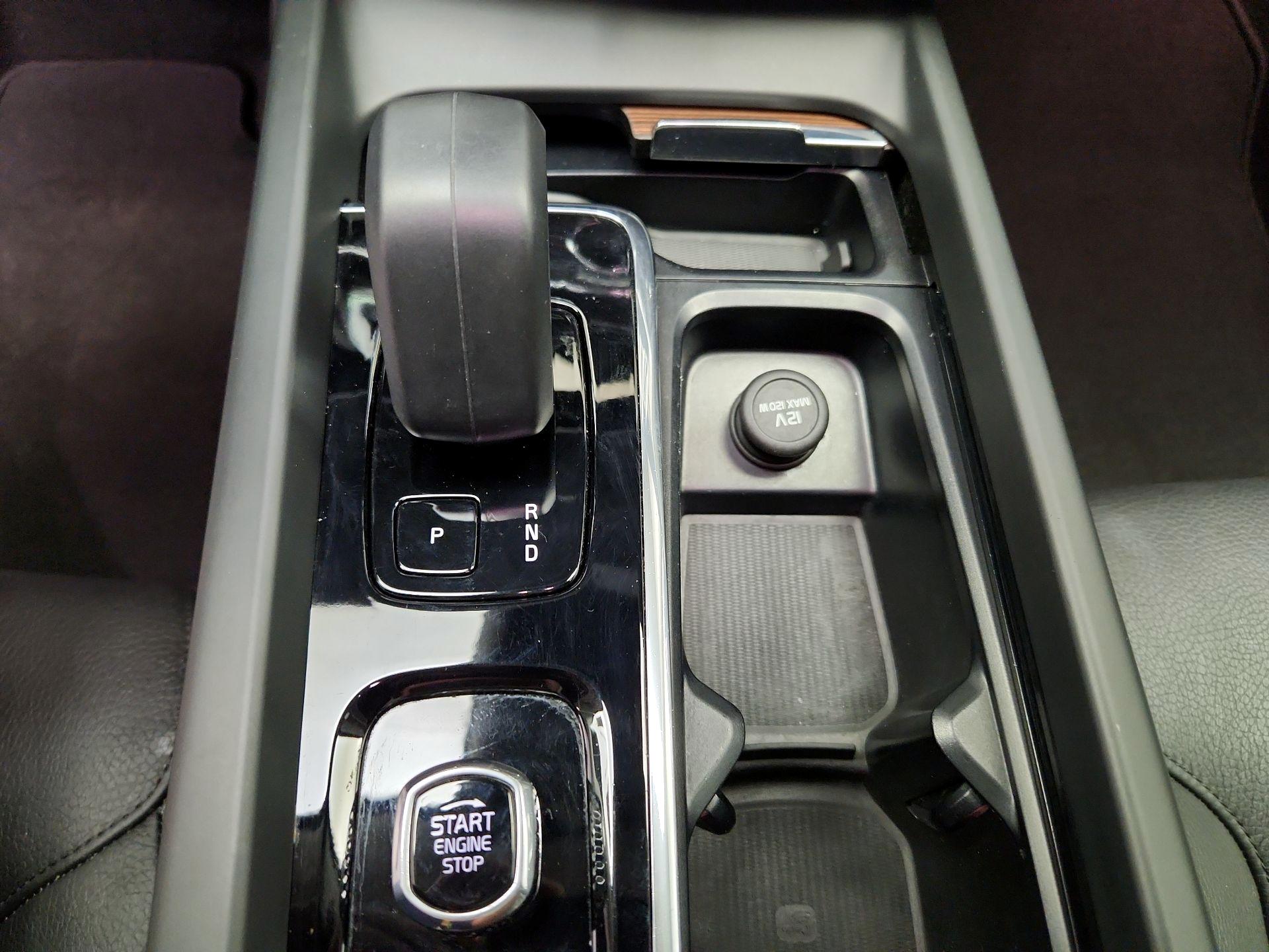 Thumbnail: 2024 Volvo XC60 - 18
