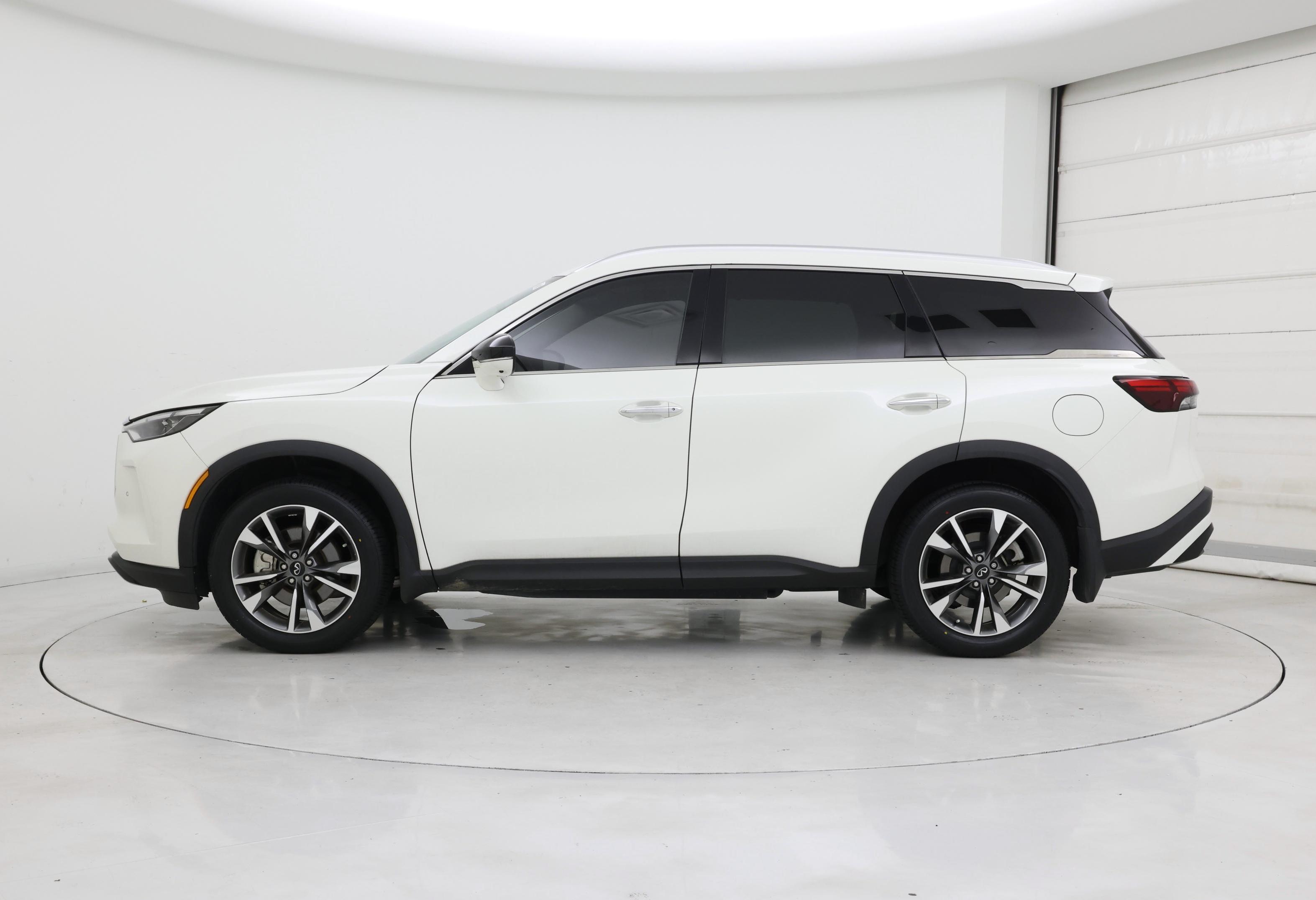 Thumbnail: 2023 INFINITI QX60 - 3