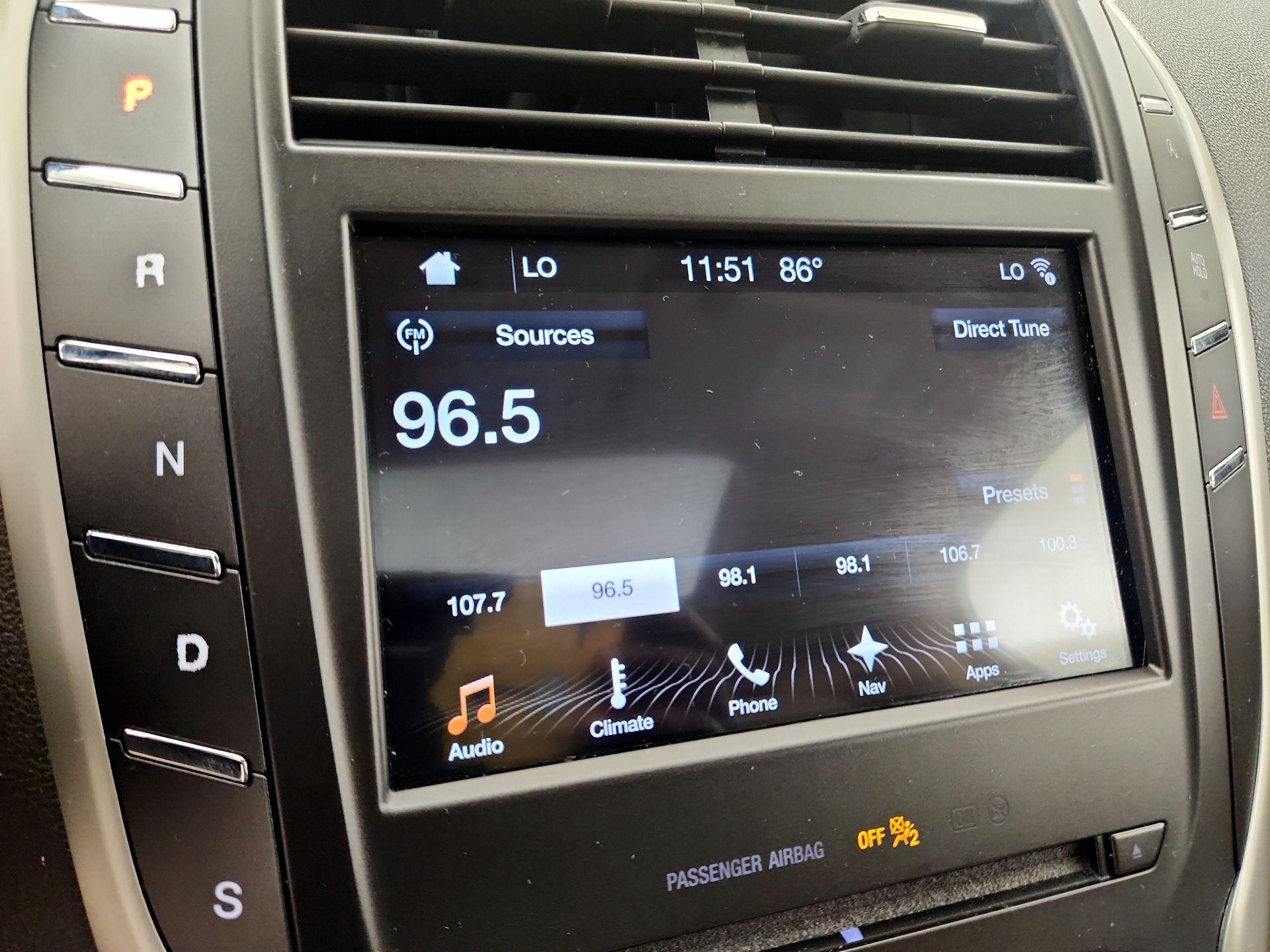 Thumbnail: 2017 Lincoln MKC - 16