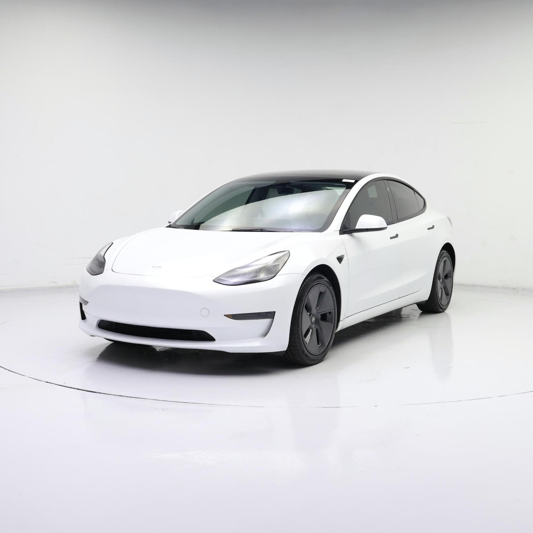 Thumbnail: 2023 Tesla Model 3 - 4