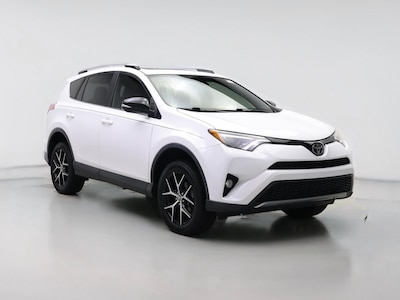 White 2017 Toyota RAV4 SE