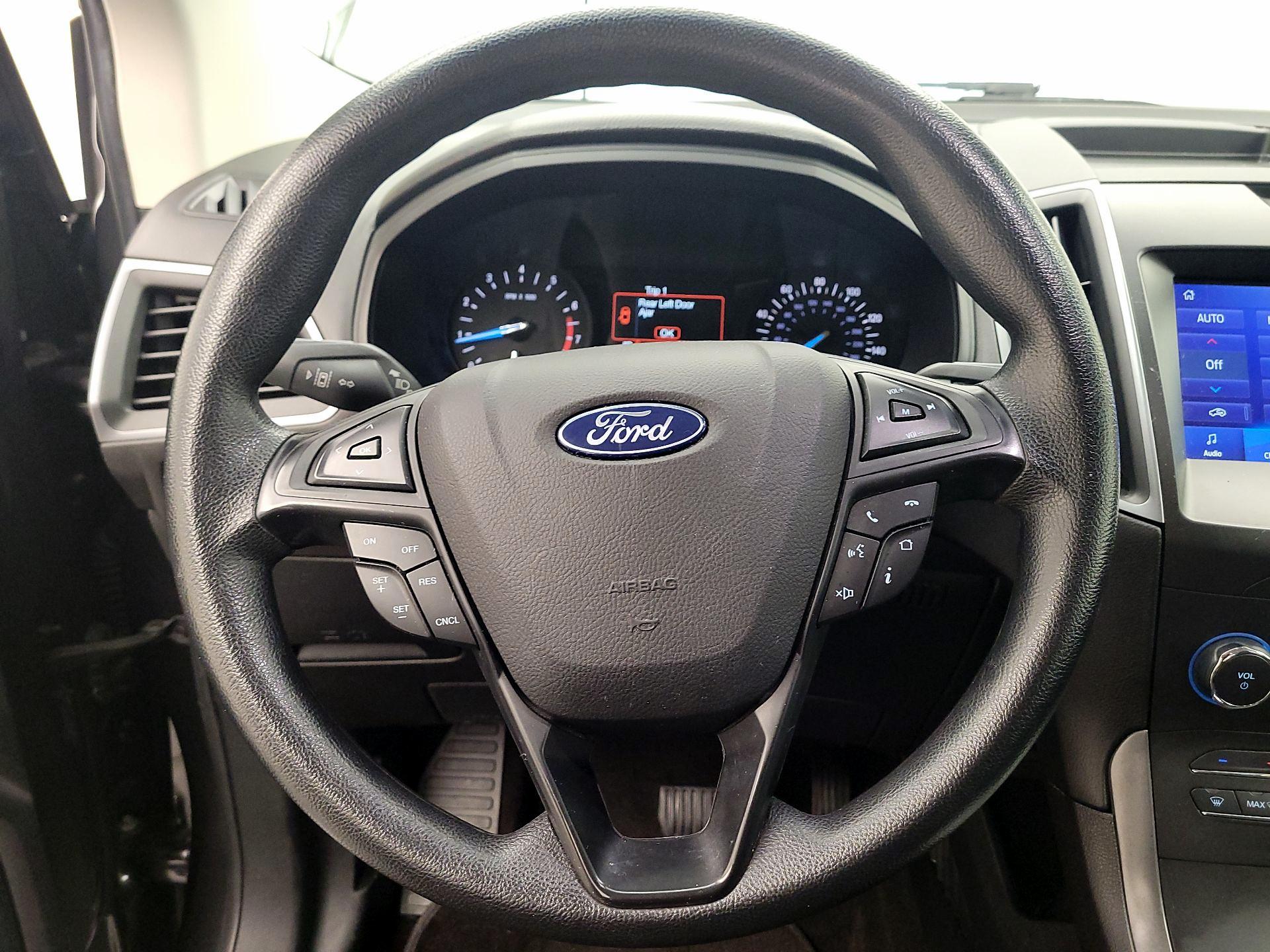 Thumbnail: 2020 Ford Edge - 10