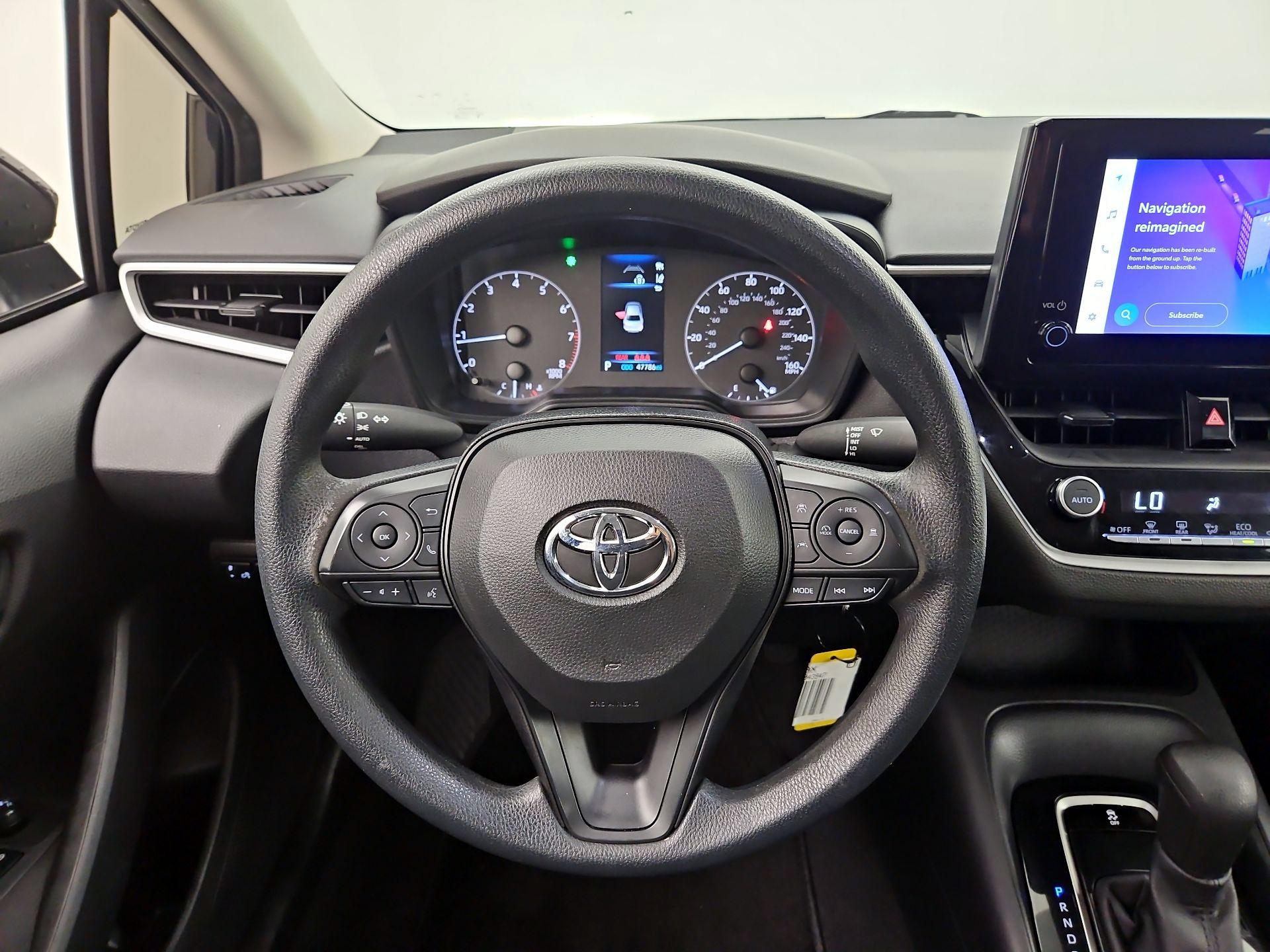 Thumbnail: 2023 Toyota Corolla - 10