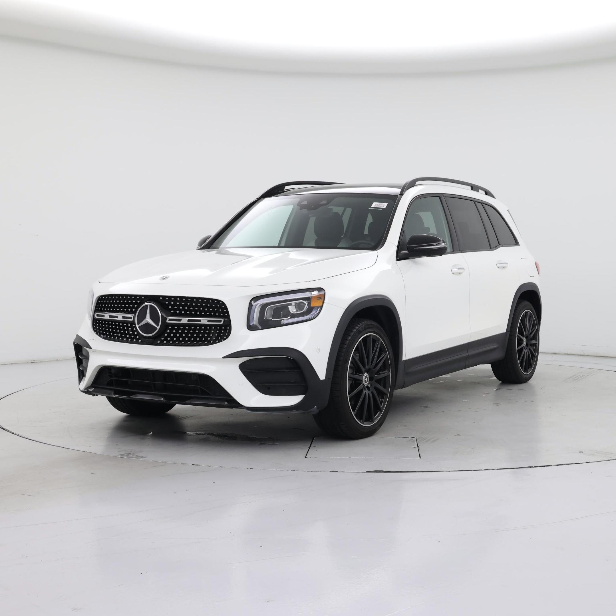 Thumbnail: 2022 Mercedes-Benz GLB - 4
