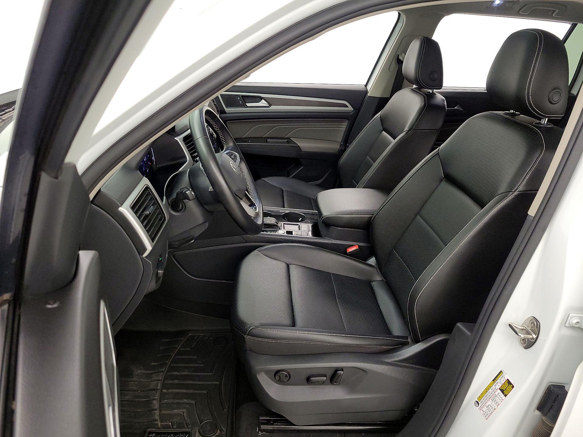 Thumbnail: 2022 Volkswagen Atlas - 11