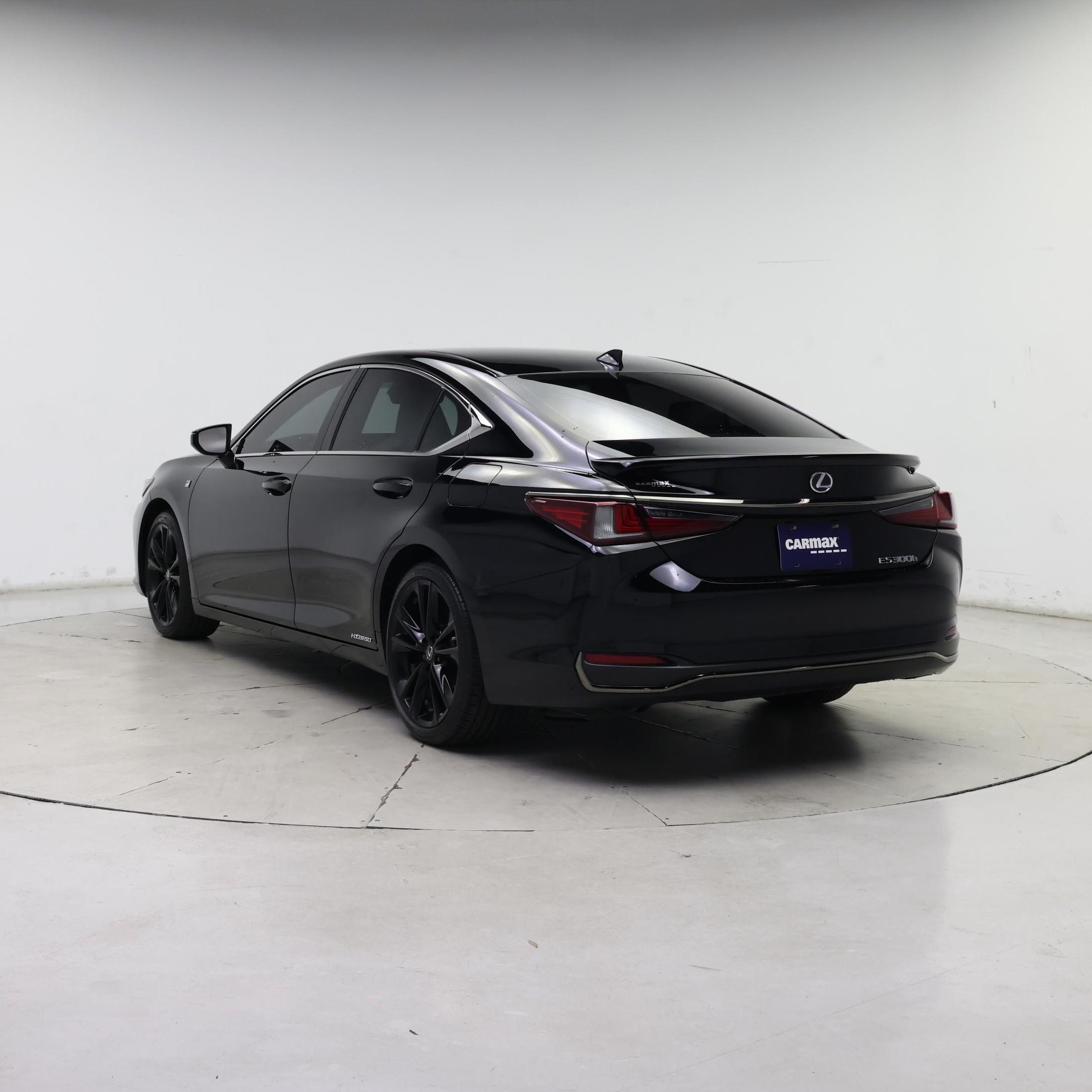 Thumbnail: 2022 Lexus ES - 2