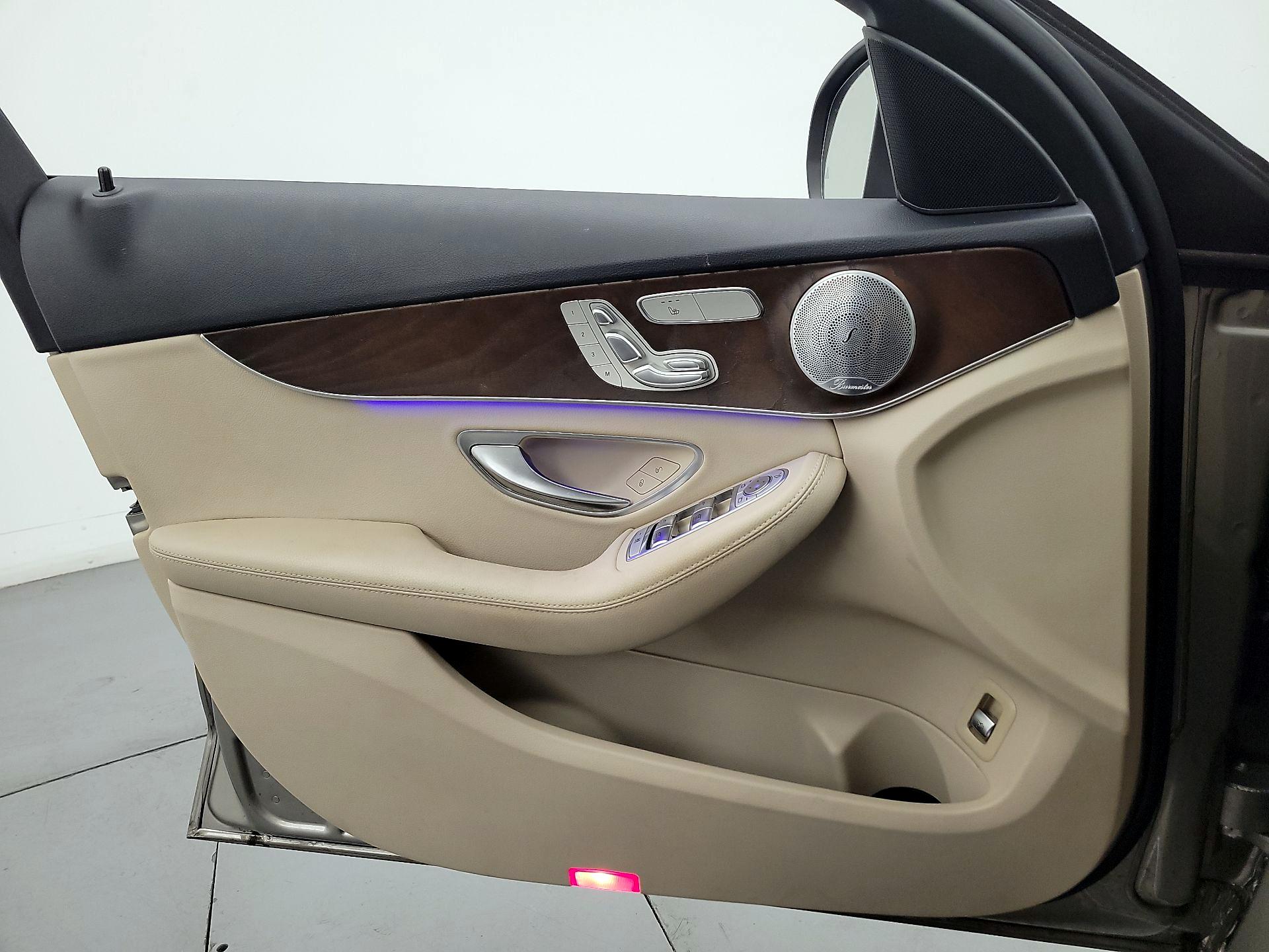 Thumbnail: 2021 Mercedes-Benz C-Class - 12