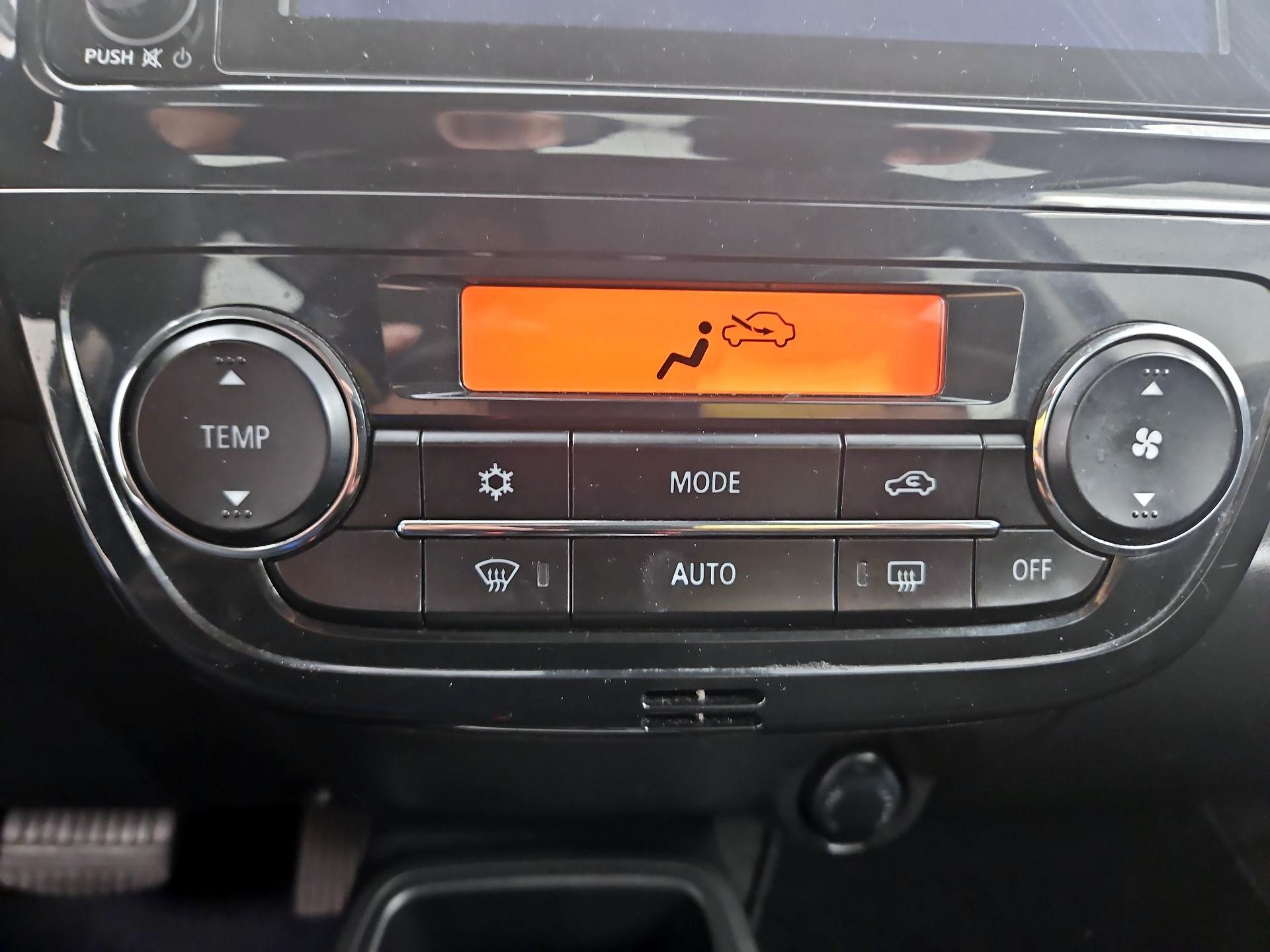 Thumbnail: 2022 Mitsubishi Mirage - 15