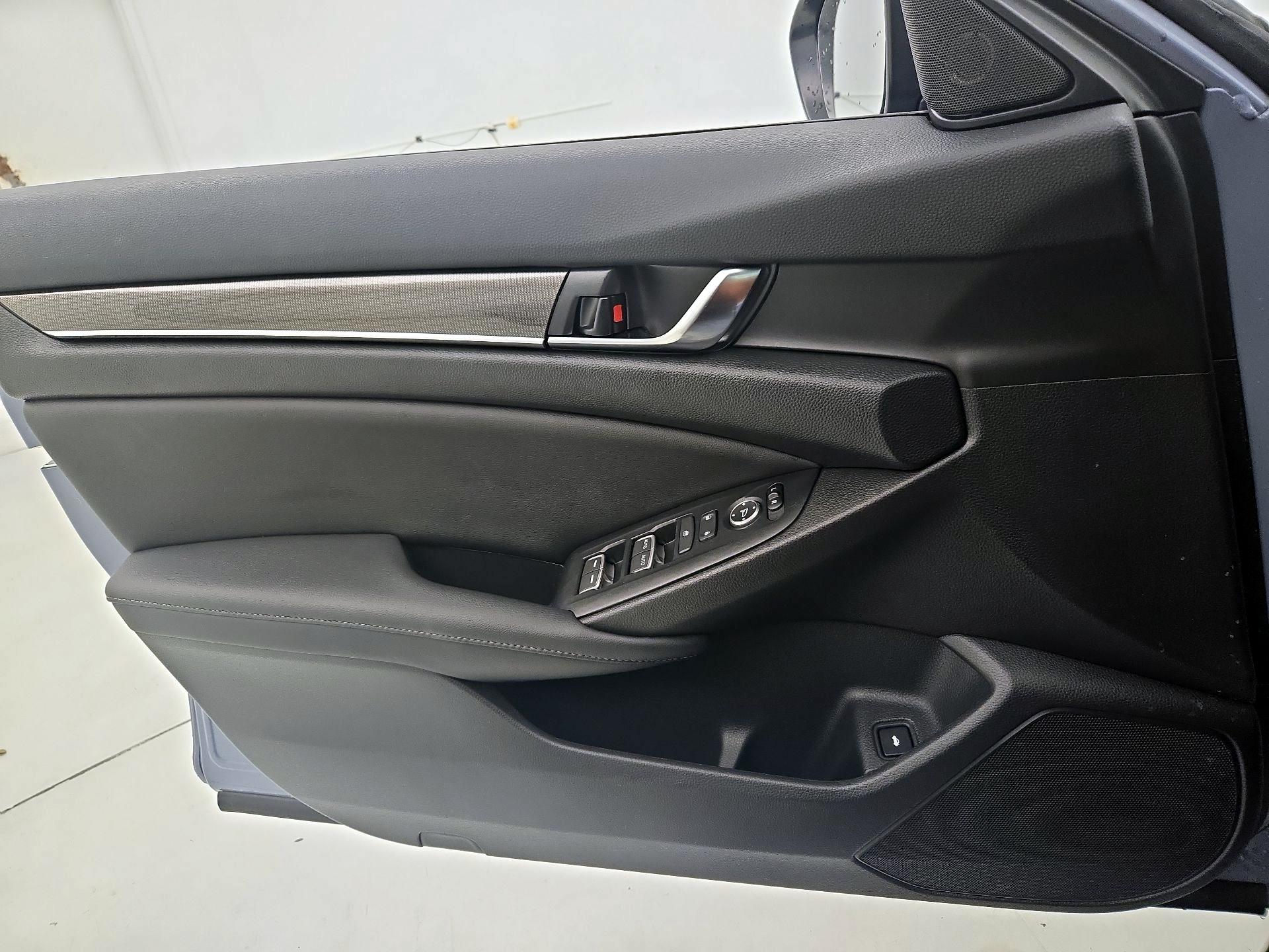 Thumbnail: 2022 Honda Accord - 12
