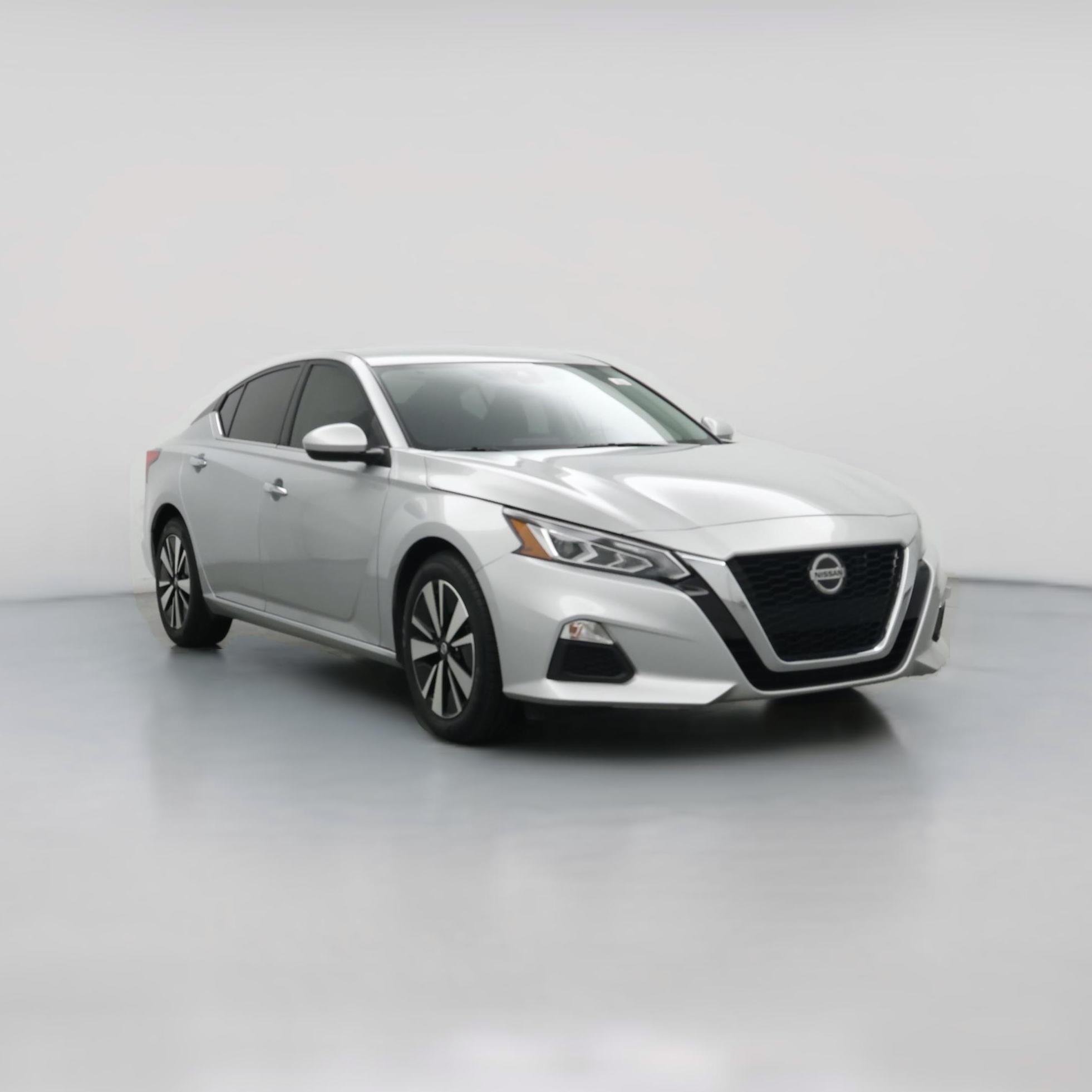 Thumbnail: 2022 Nissan Altima - 1