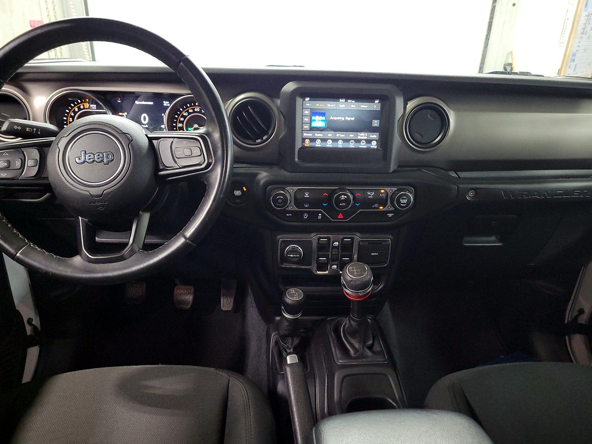 Thumbnail: 2020 Jeep Wrangler - 9