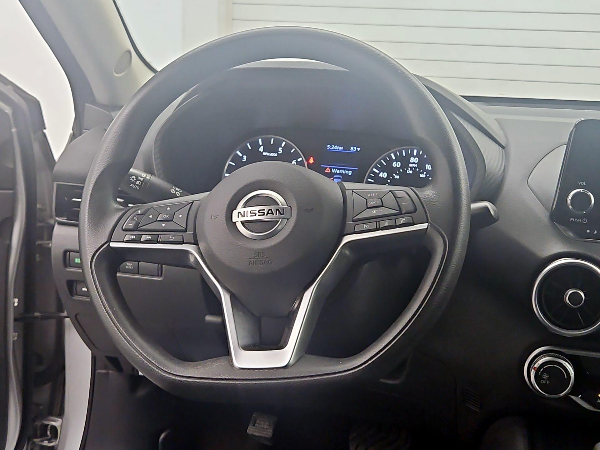 Thumbnail: 2020 Nissan Sentra - 10