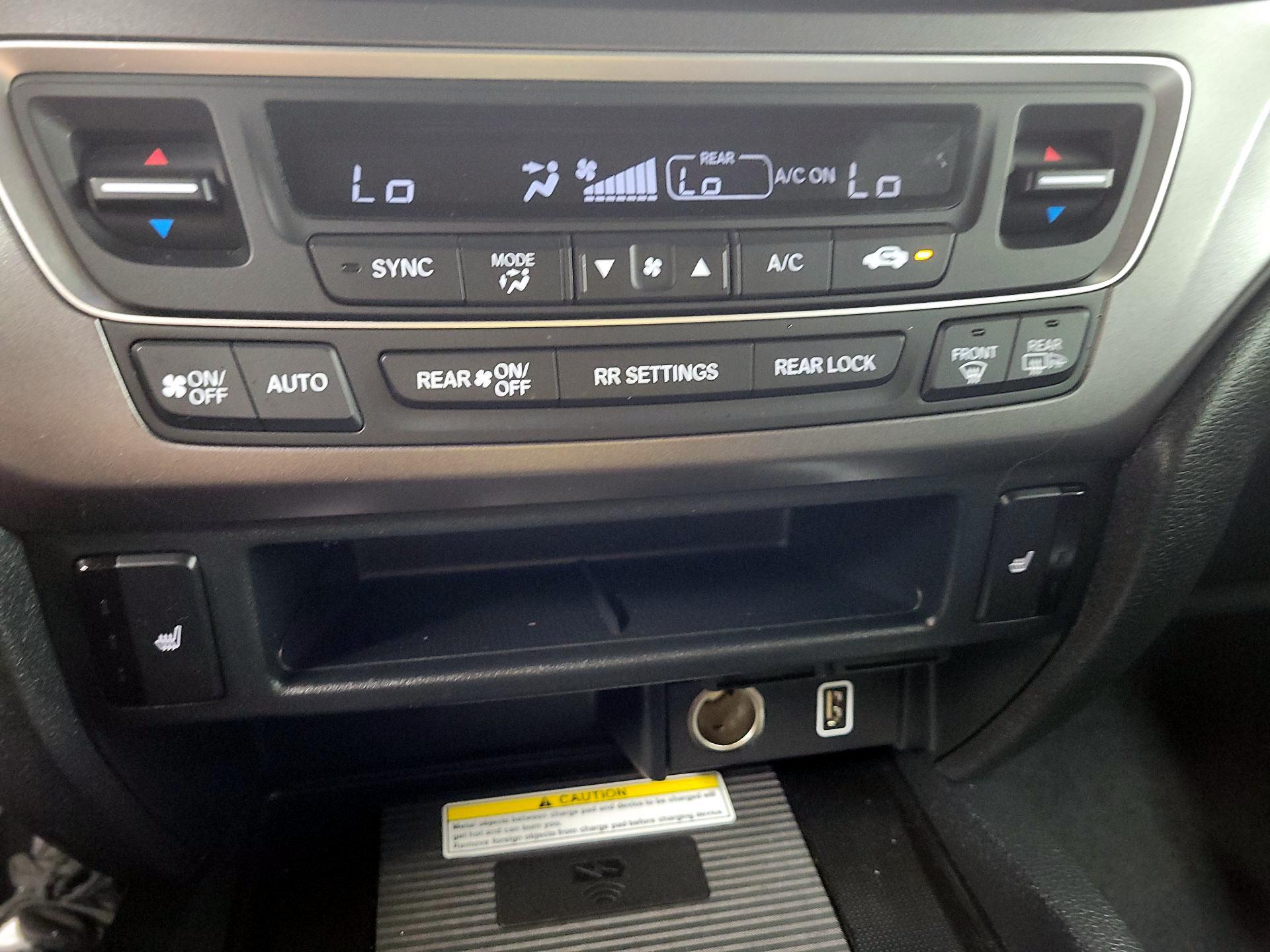Thumbnail: 2022 Honda Pilot - 16
