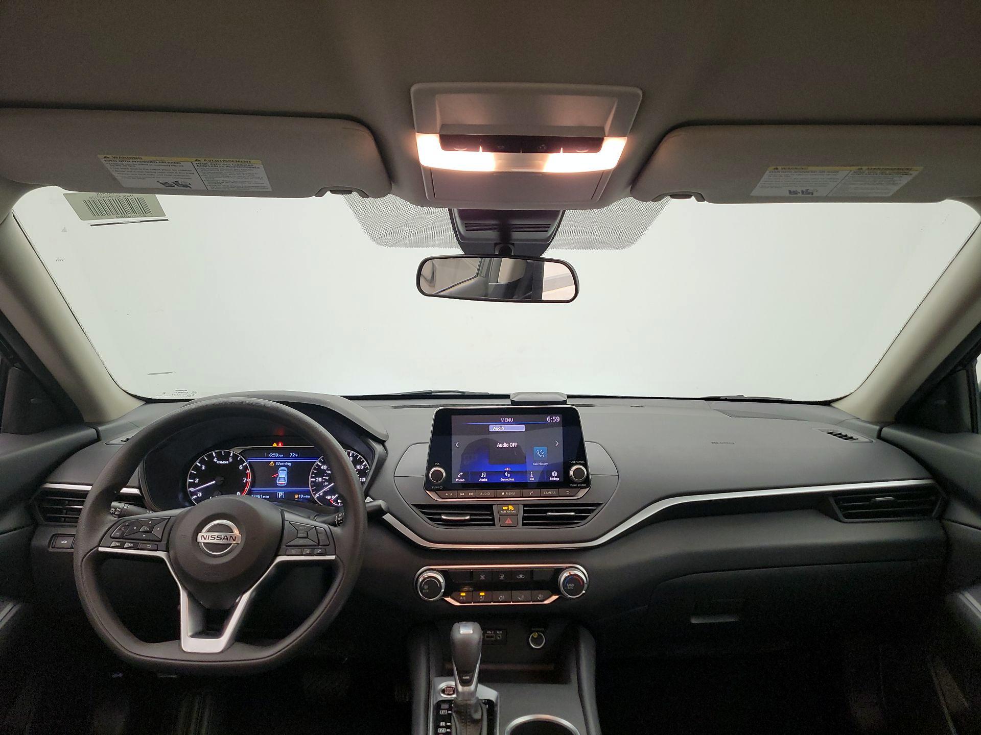 Thumbnail: 2022 Nissan Altima - 9