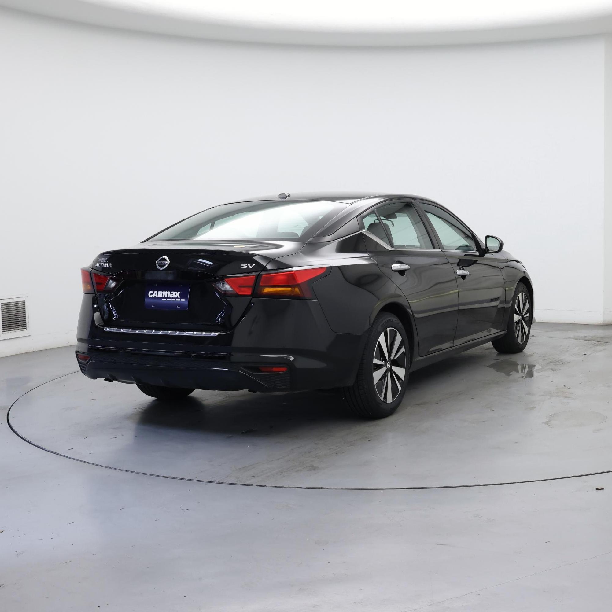 Thumbnail: 2022 Nissan Altima - 8