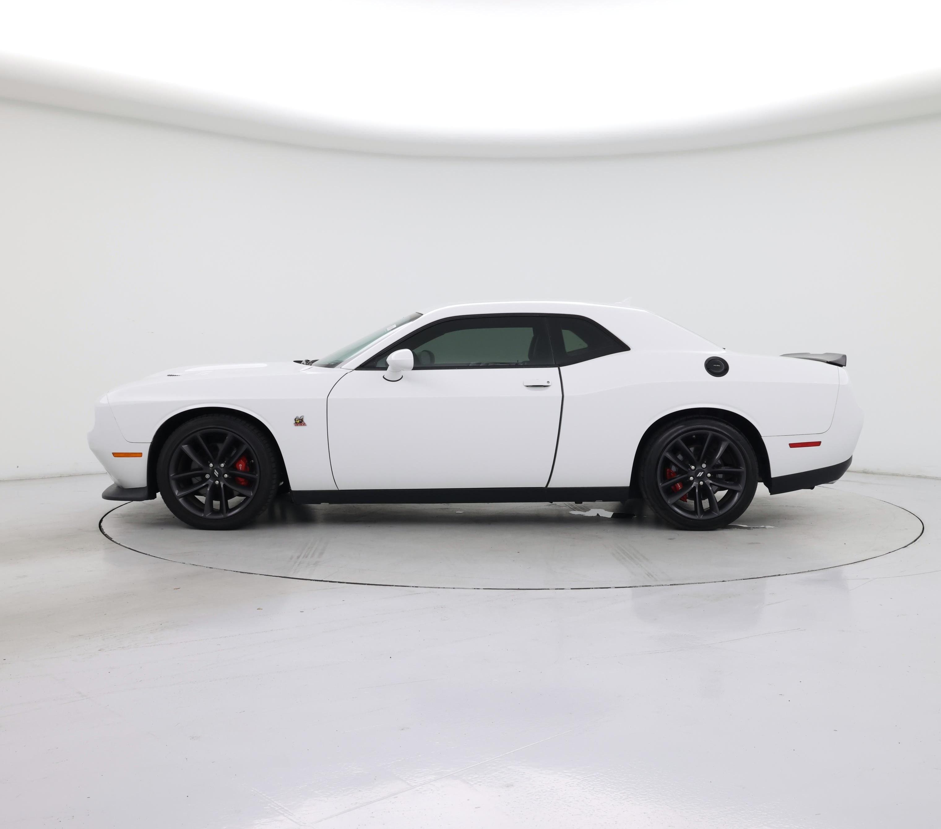 Thumbnail: 2019 Dodge Challenger - 3