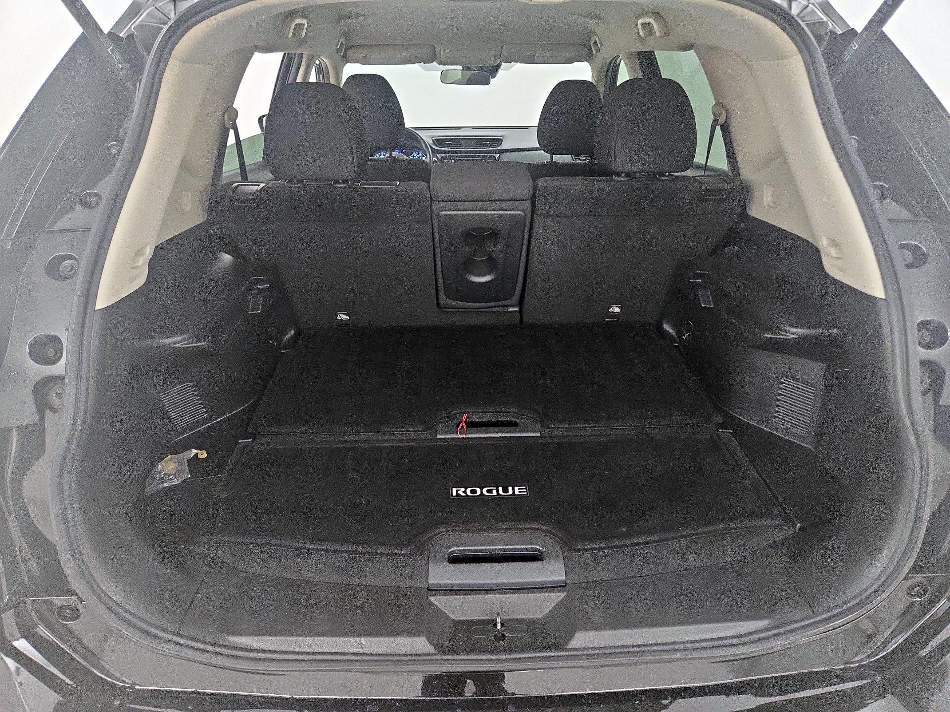Thumbnail: 2019 Nissan Rogue - 20