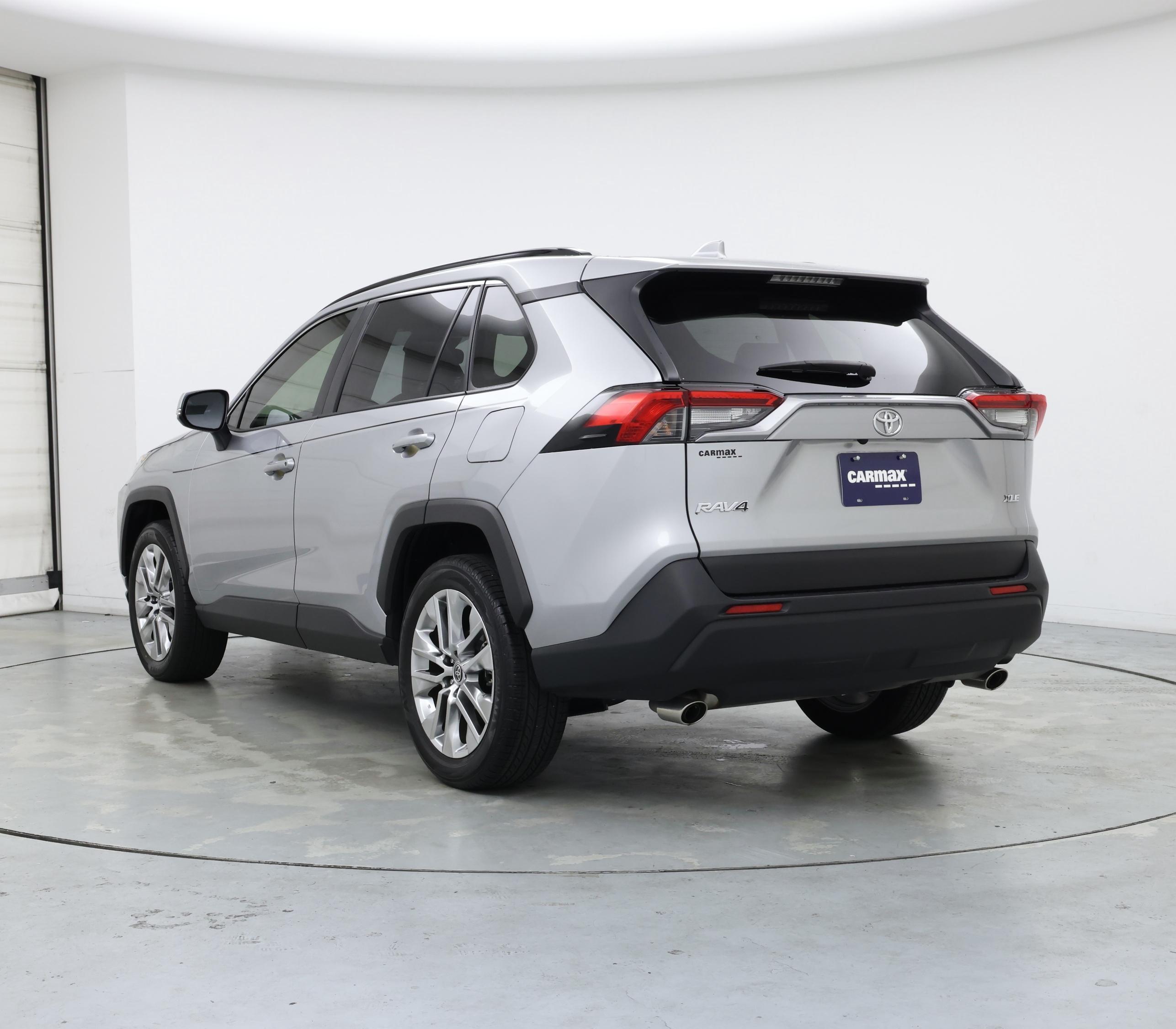 Thumbnail: 2020 Toyota RAV4 - 2