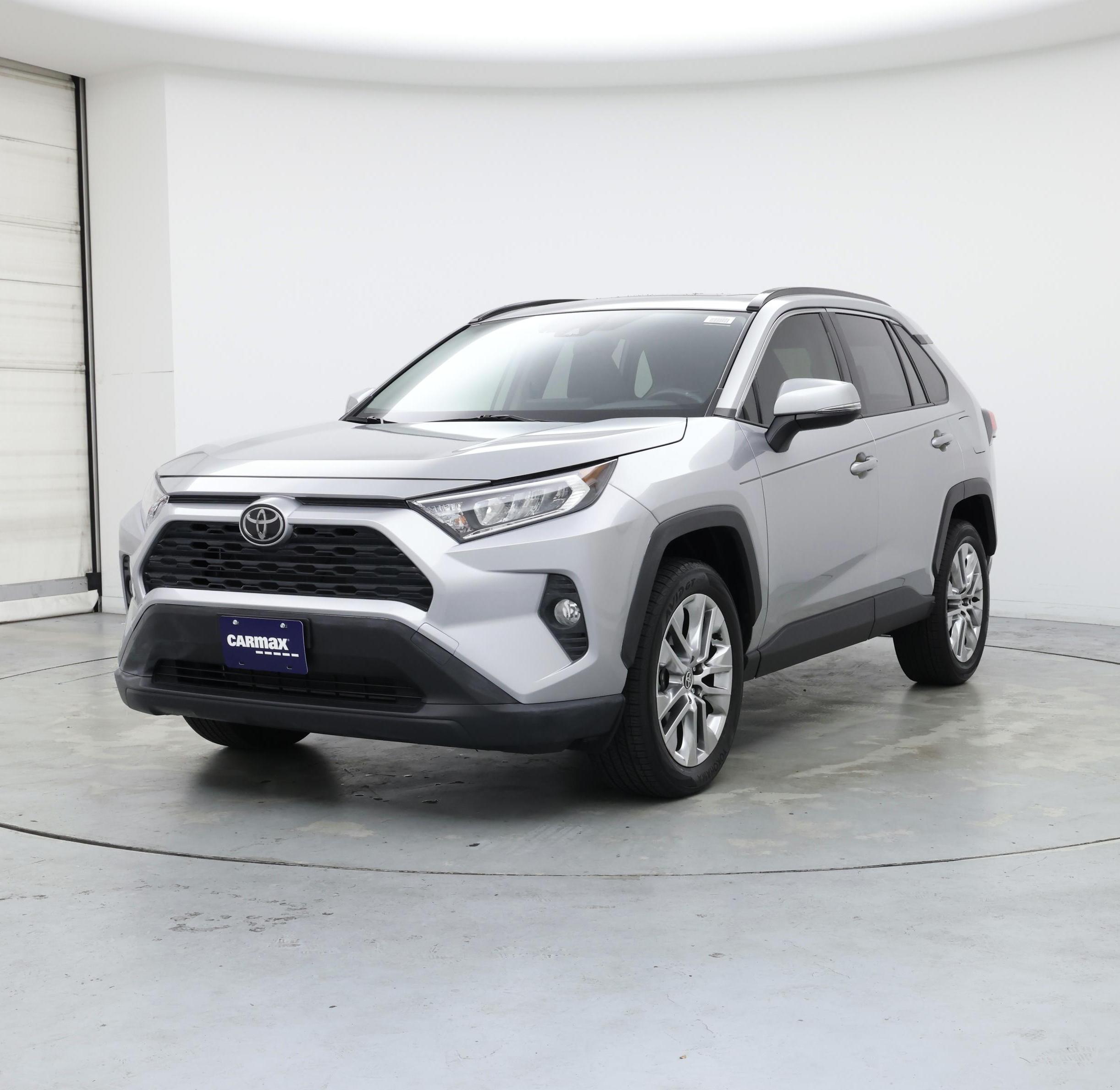 Thumbnail: 2020 Toyota RAV4 - 4
