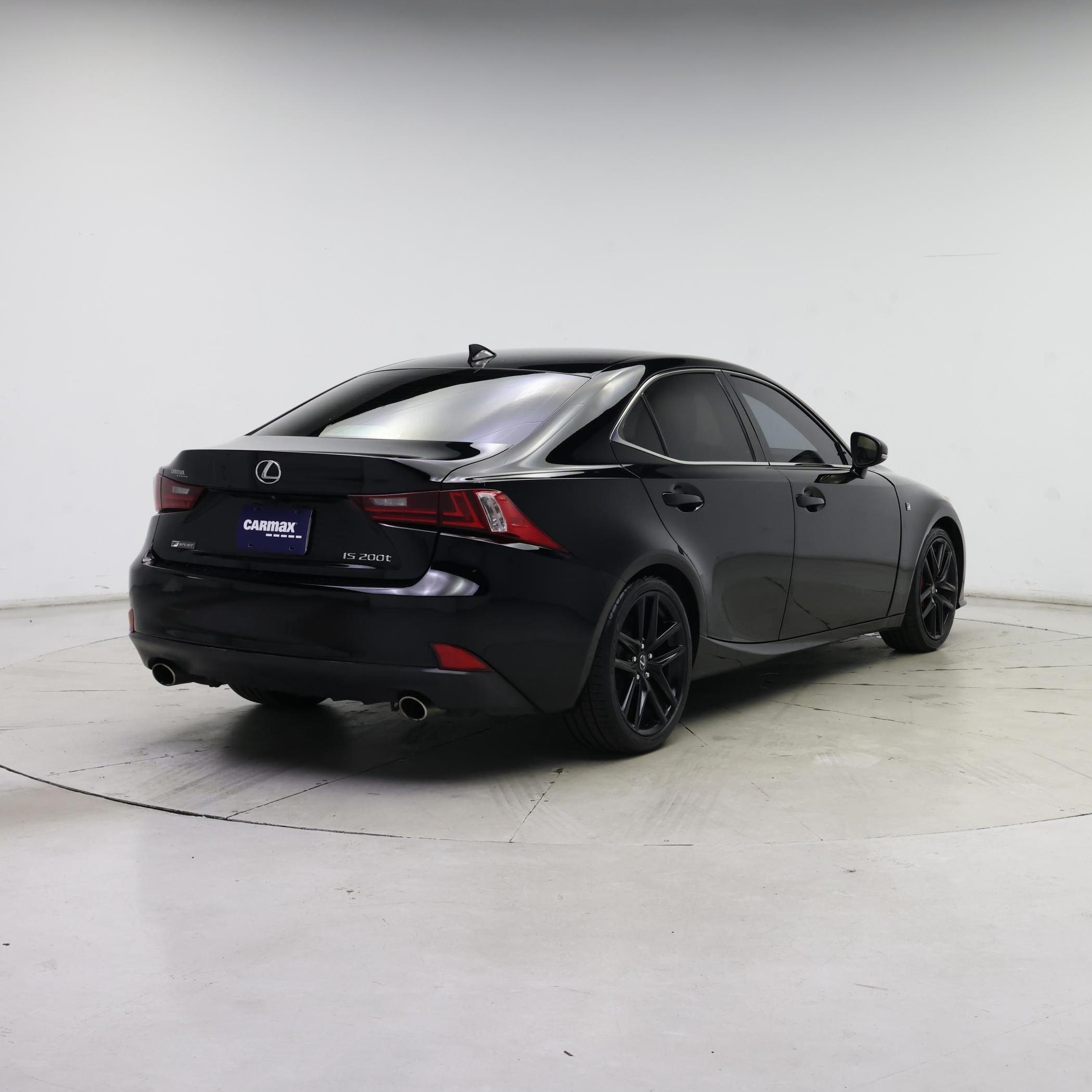 Thumbnail: 2016 Lexus IS - 8