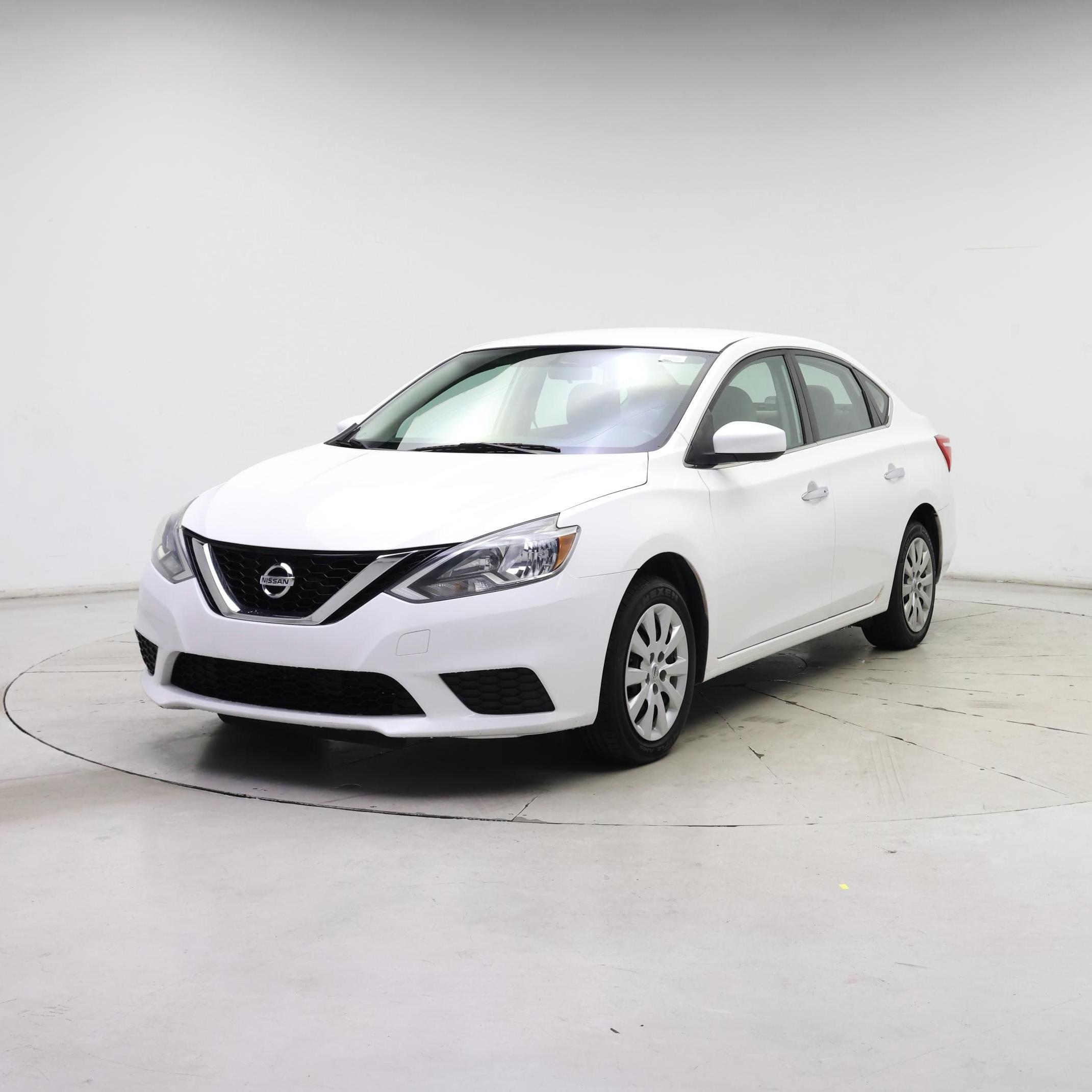 Thumbnail: 2017 Nissan Sentra - 4