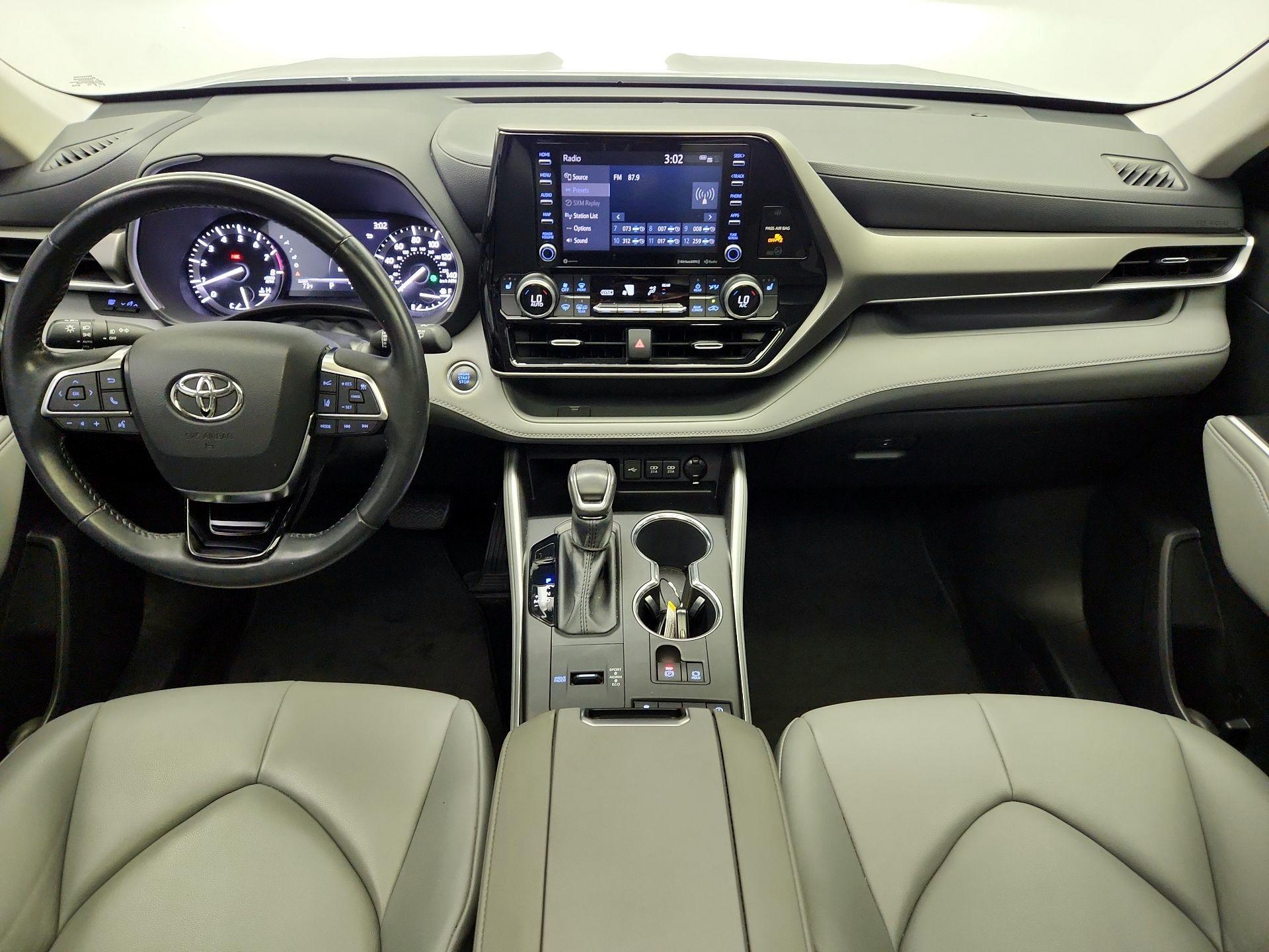 Thumbnail: 2021 Toyota Highlander - 9