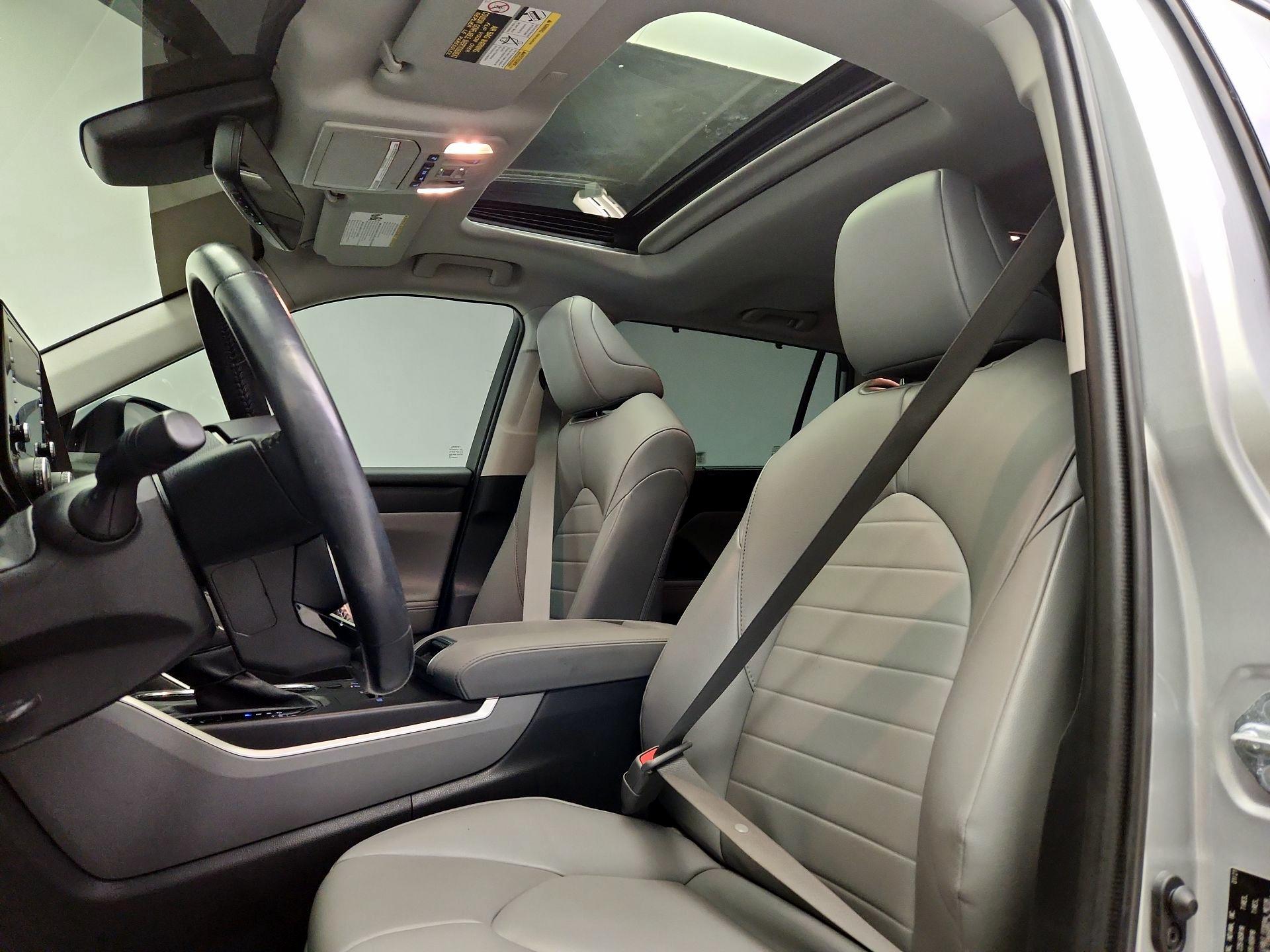 Thumbnail: 2021 Toyota Highlander - 19