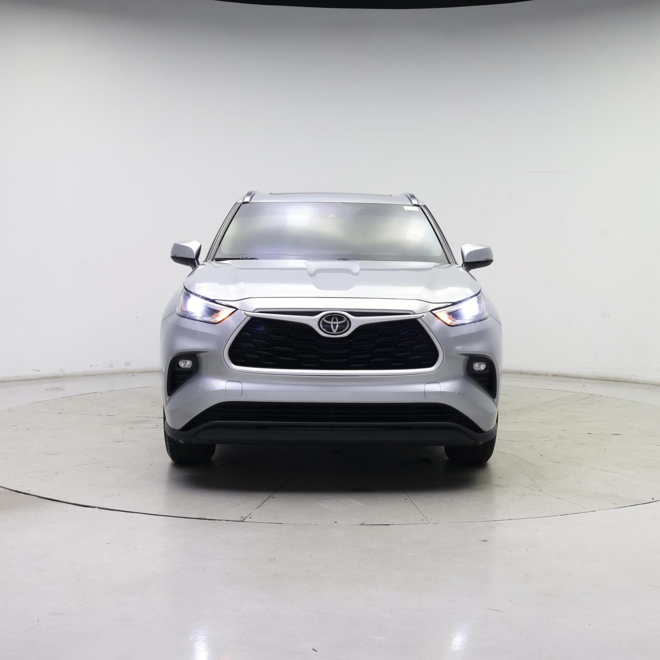 Thumbnail: 2021 Toyota Highlander - 5