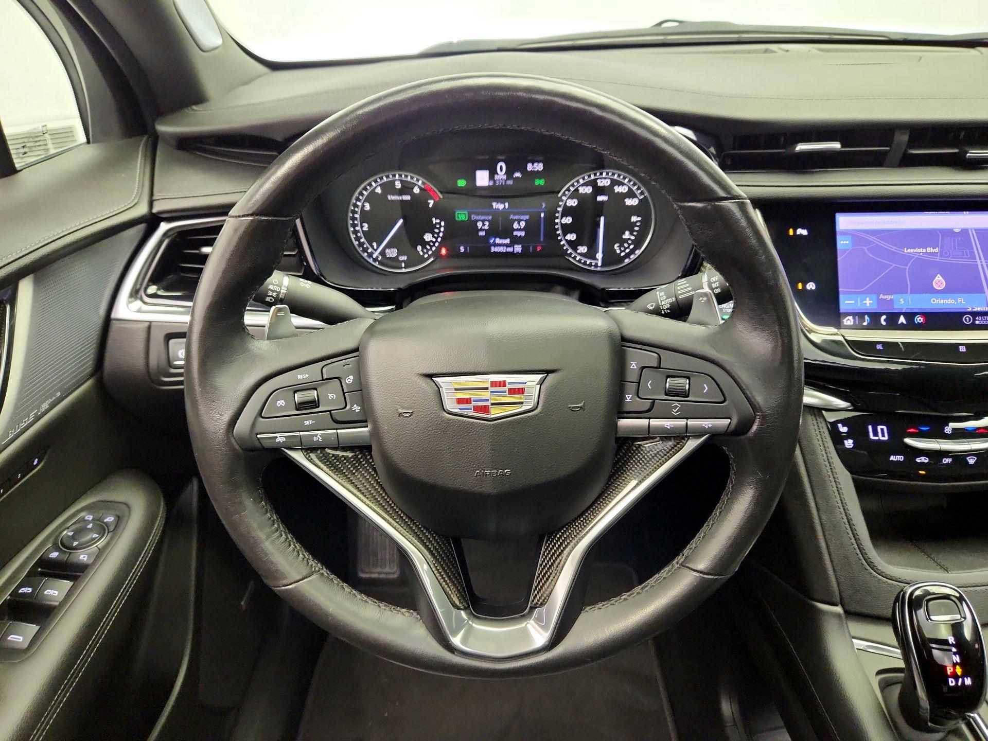 Thumbnail: 2020 Cadillac XT6 - 10