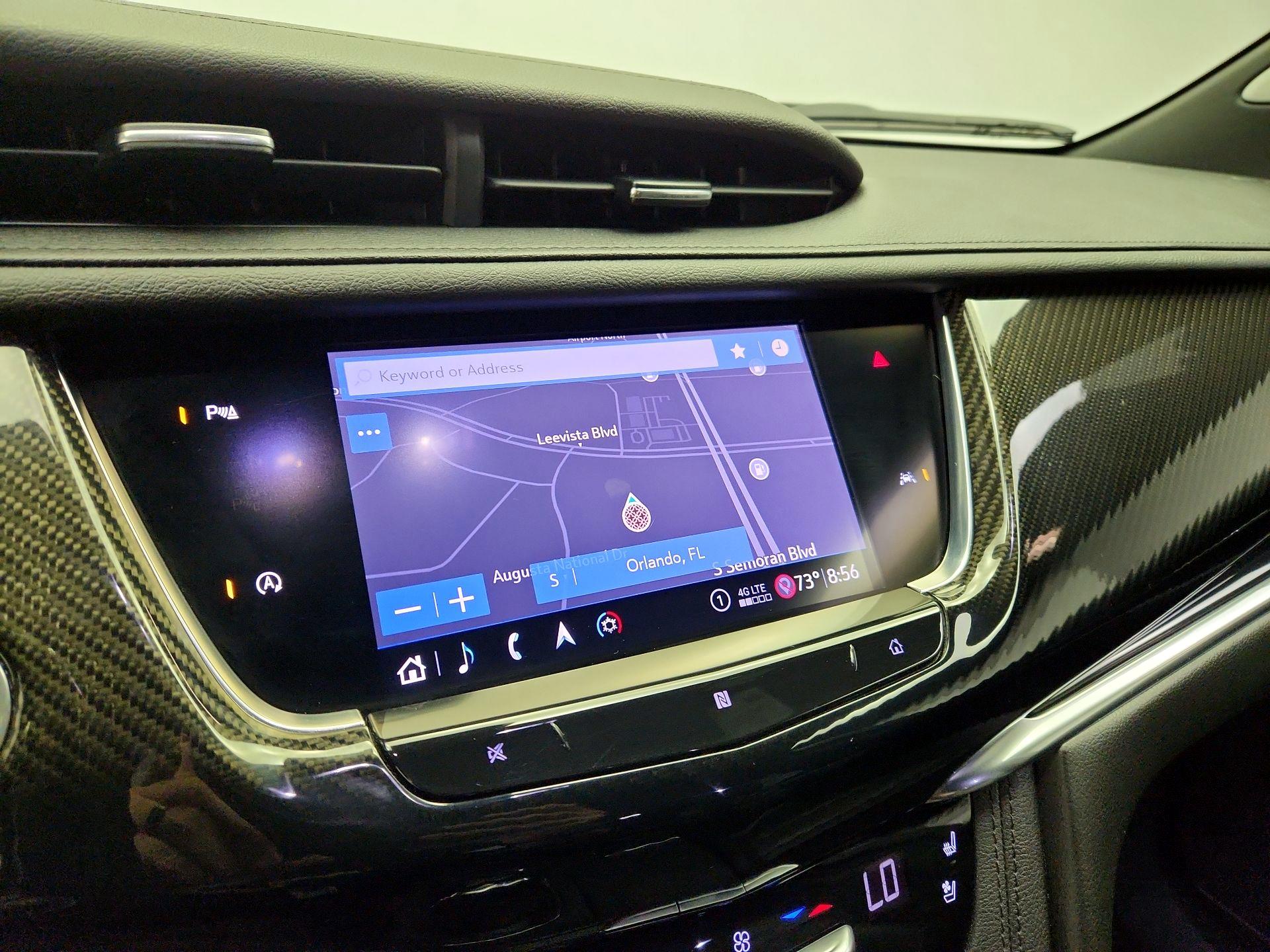 Thumbnail: 2020 Cadillac XT6 - 14