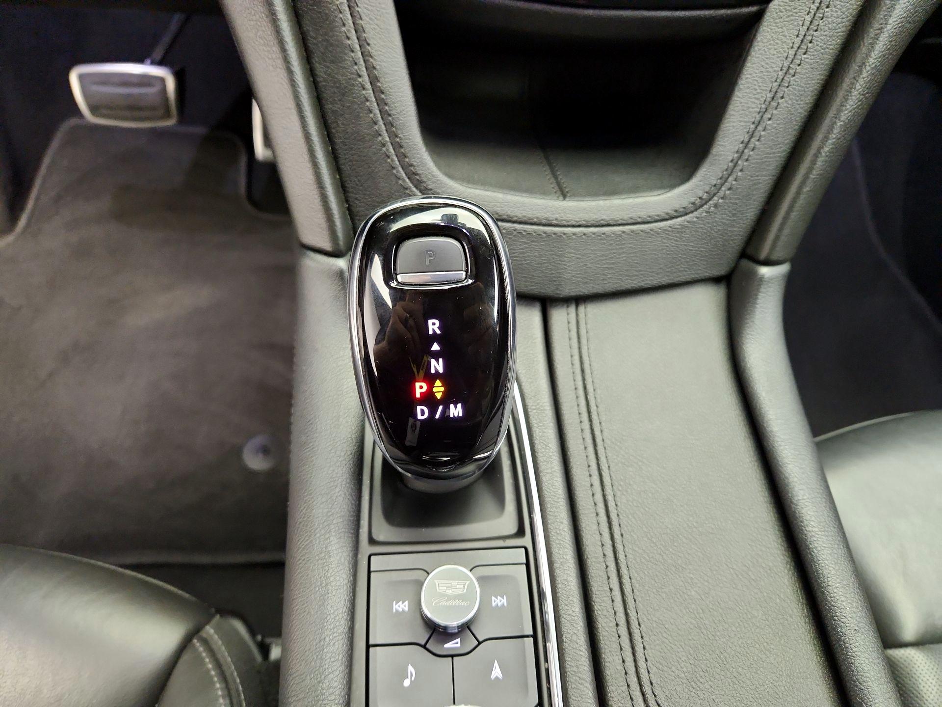 Thumbnail: 2020 Cadillac XT6 - 18
