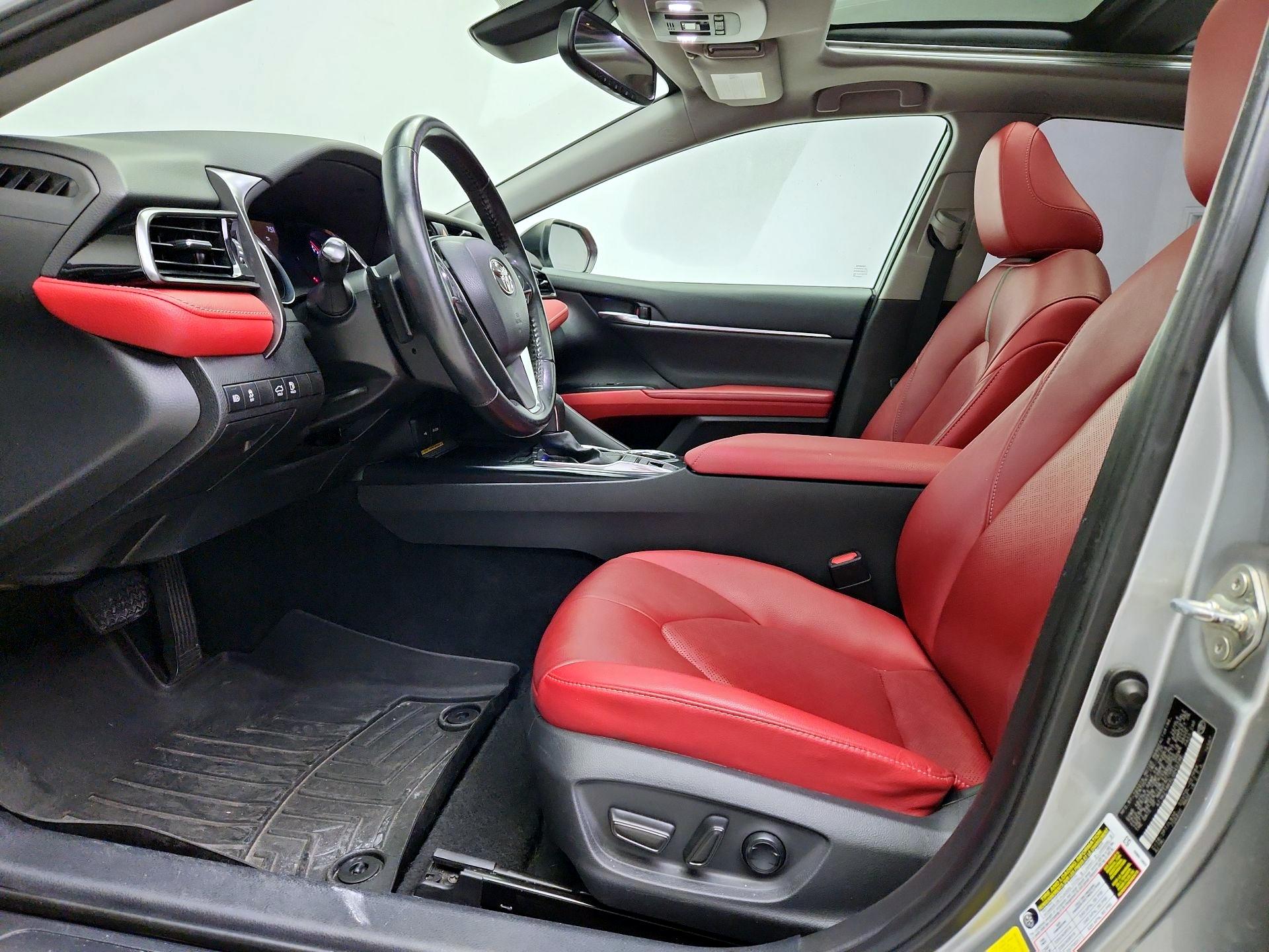 Thumbnail: 2020 Toyota Camry - 11