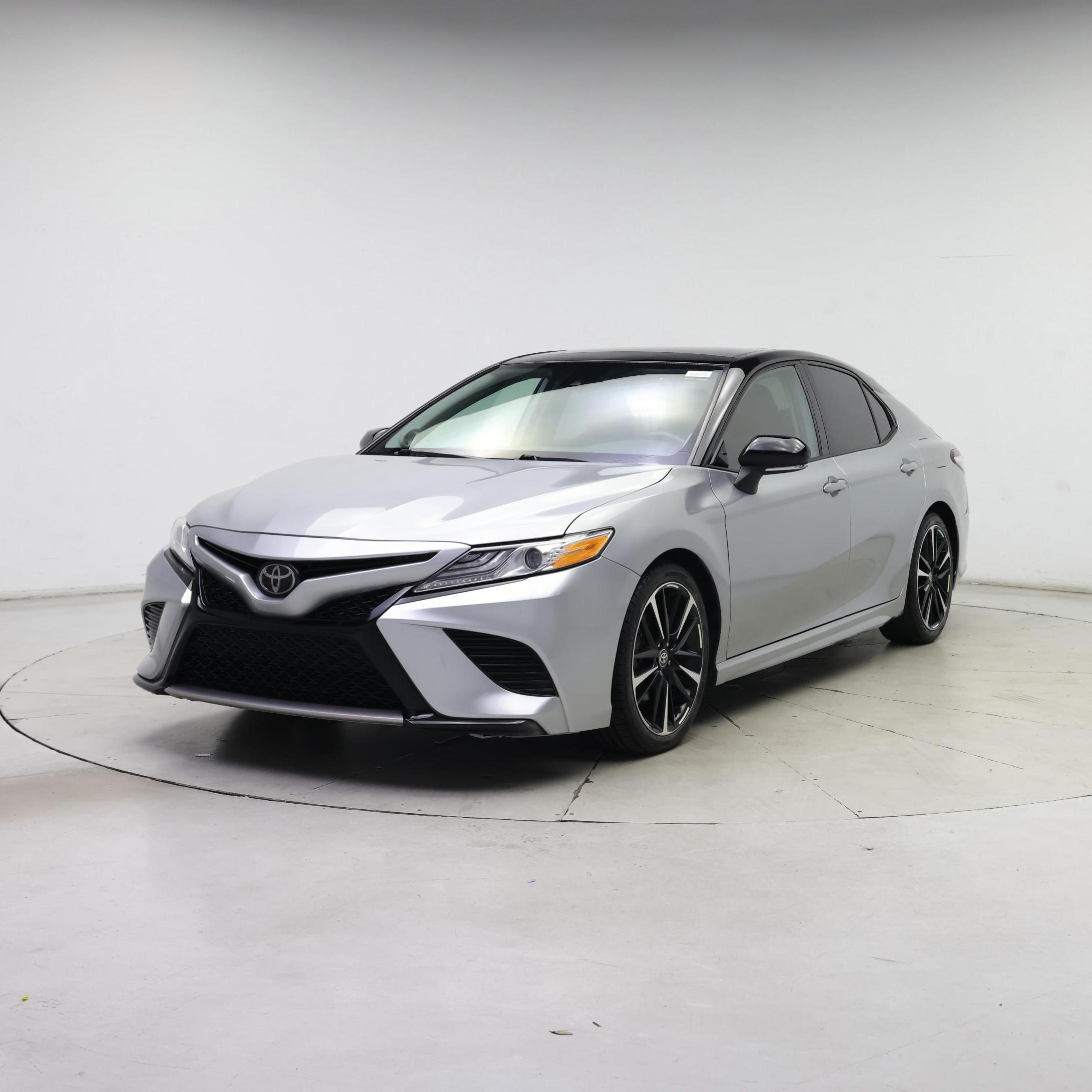 Thumbnail: 2020 Toyota Camry - 4