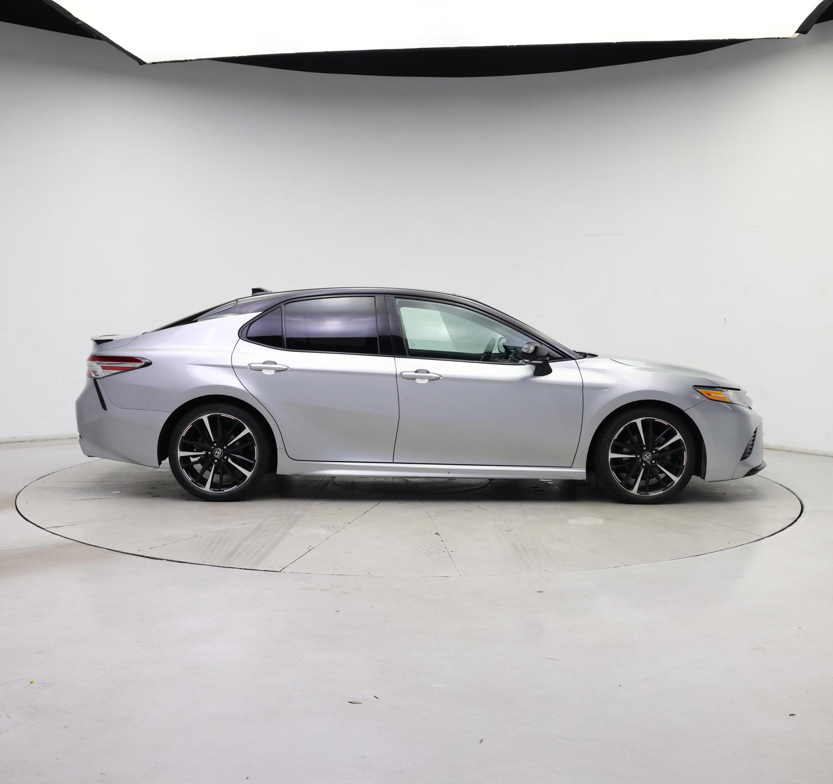 Thumbnail: 2020 Toyota Camry - 7