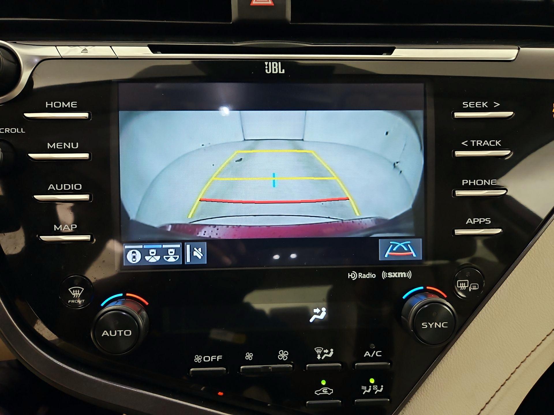 Thumbnail: 2019 Toyota Camry - 15