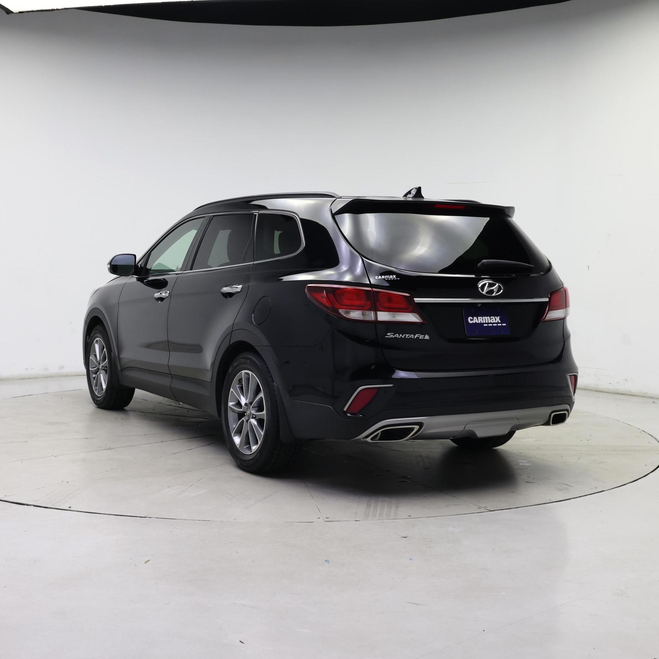 Thumbnail: 2017 Hyundai Santa Fe - 2