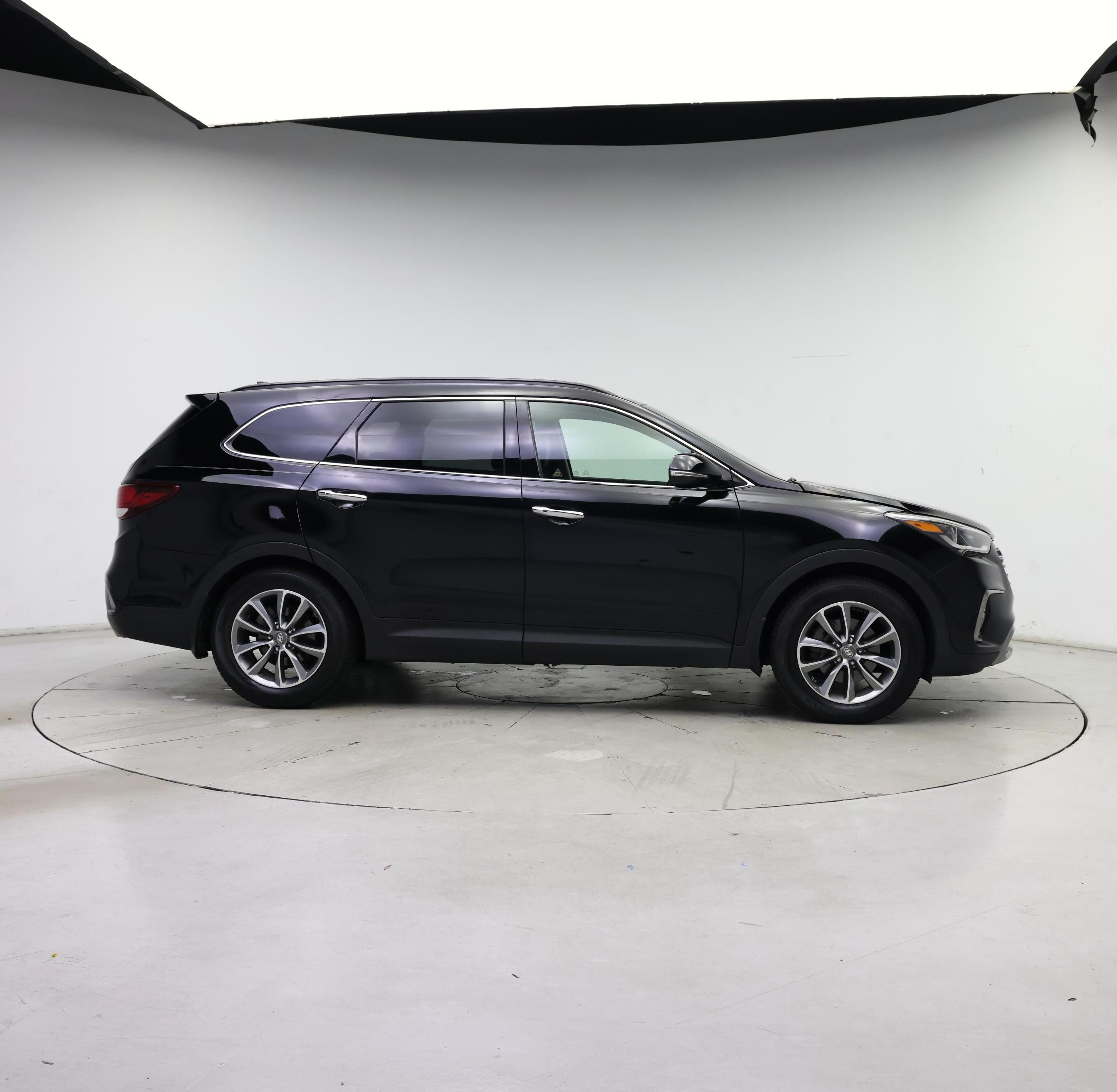 Thumbnail: 2017 Hyundai Santa Fe - 7