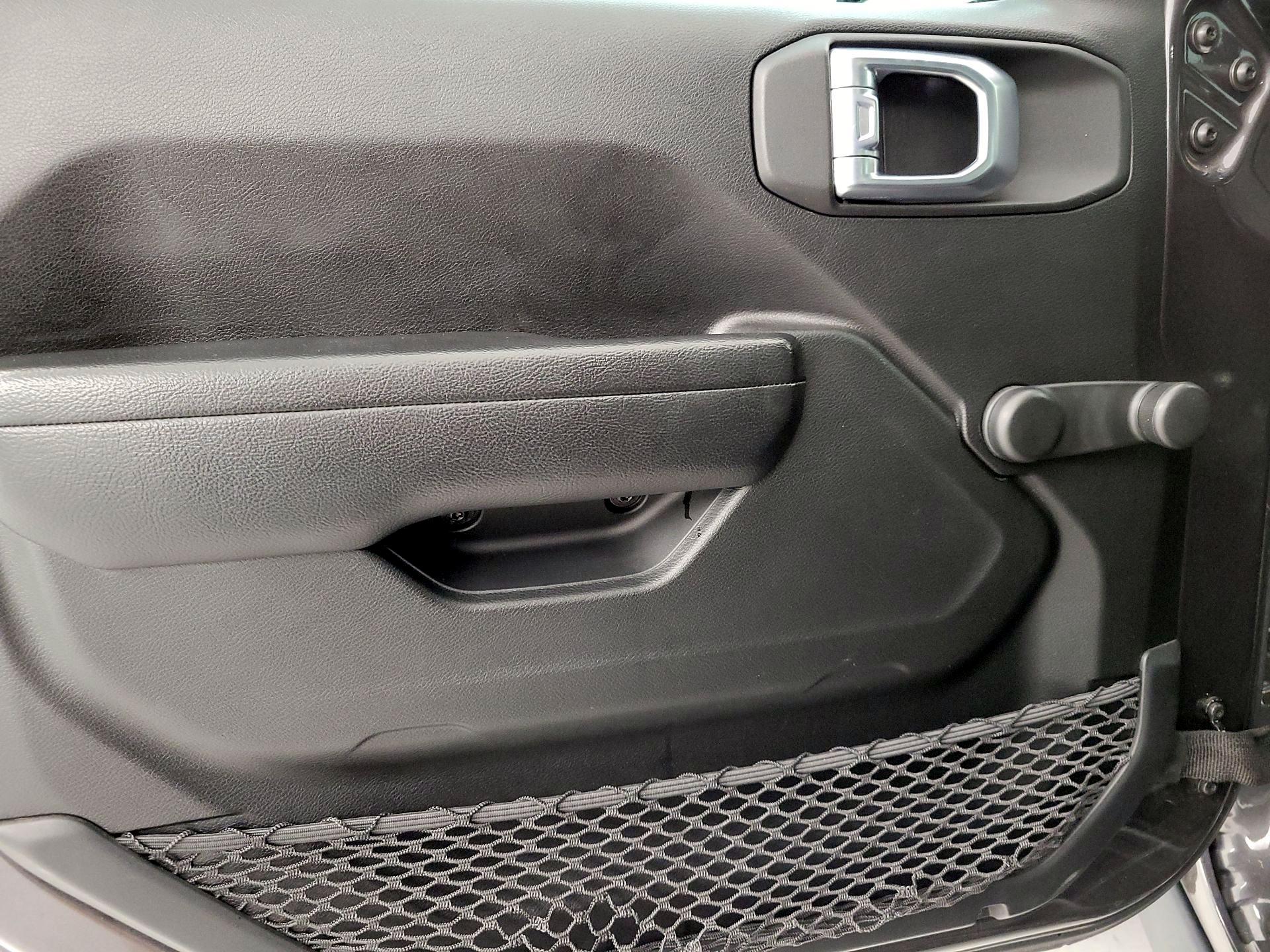 Thumbnail: 2022 Jeep Gladiator - 12