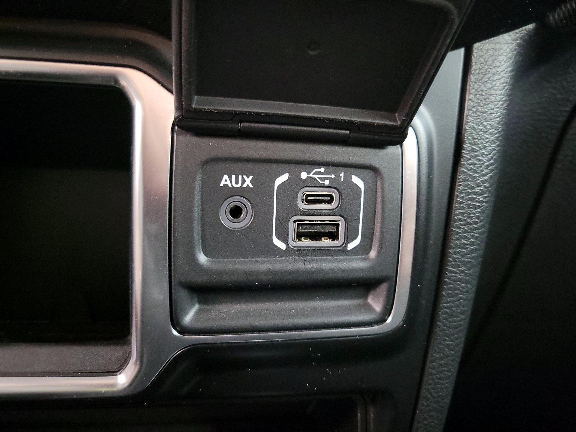 Thumbnail: 2022 Jeep Gladiator - 18