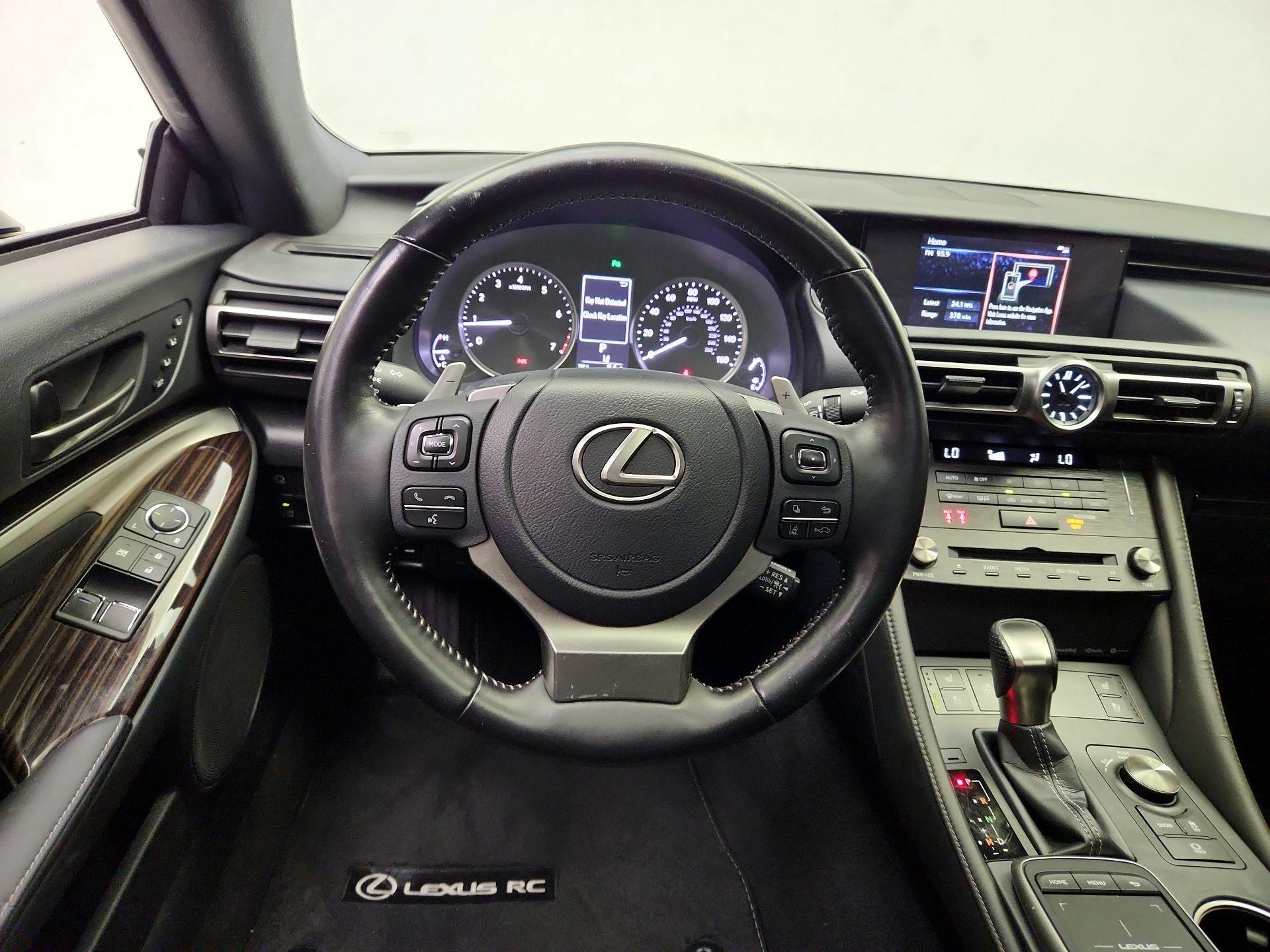 Thumbnail: 2022 Lexus RC - 10