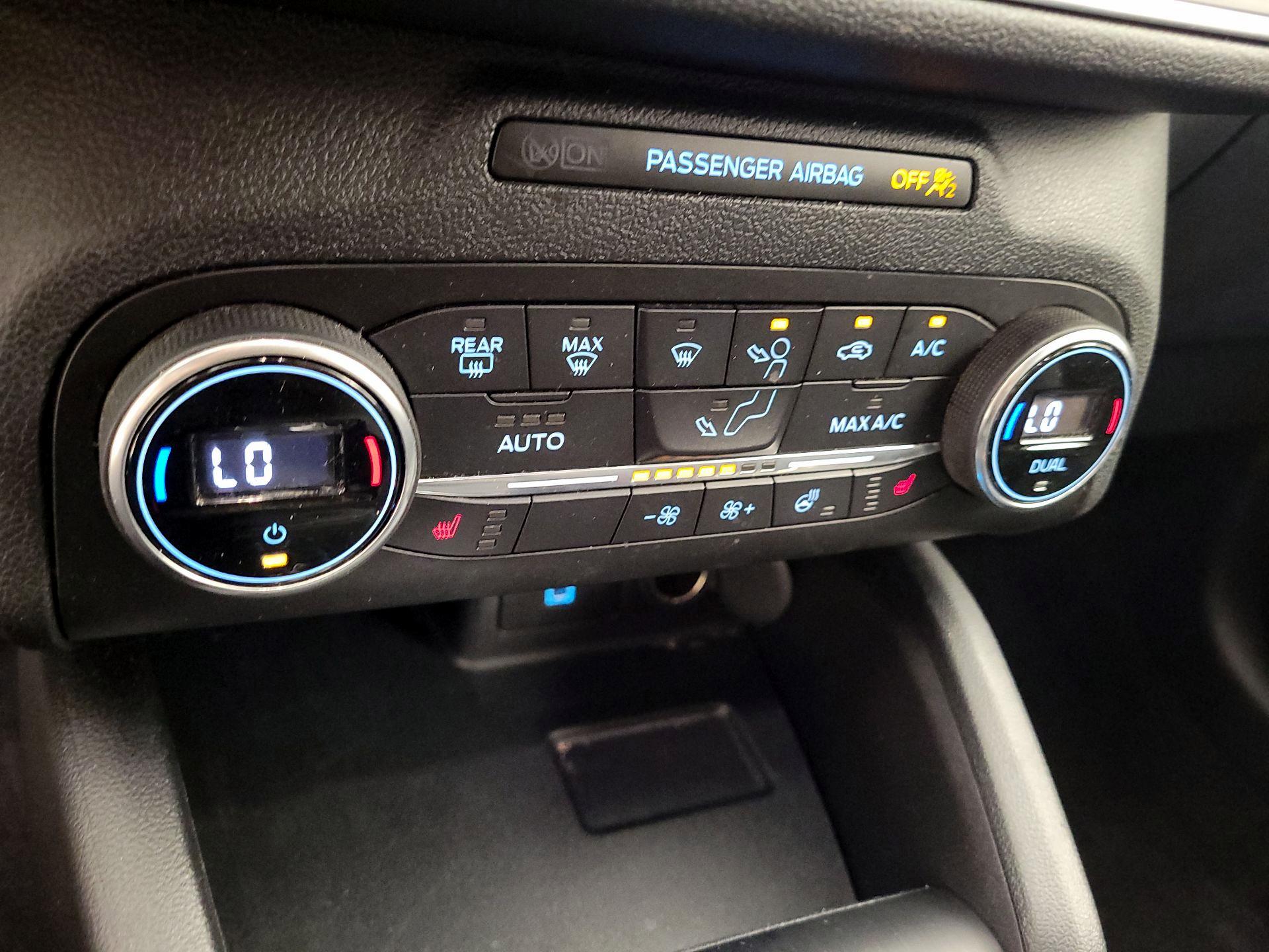 Thumbnail: 2020 Ford Escape - 14
